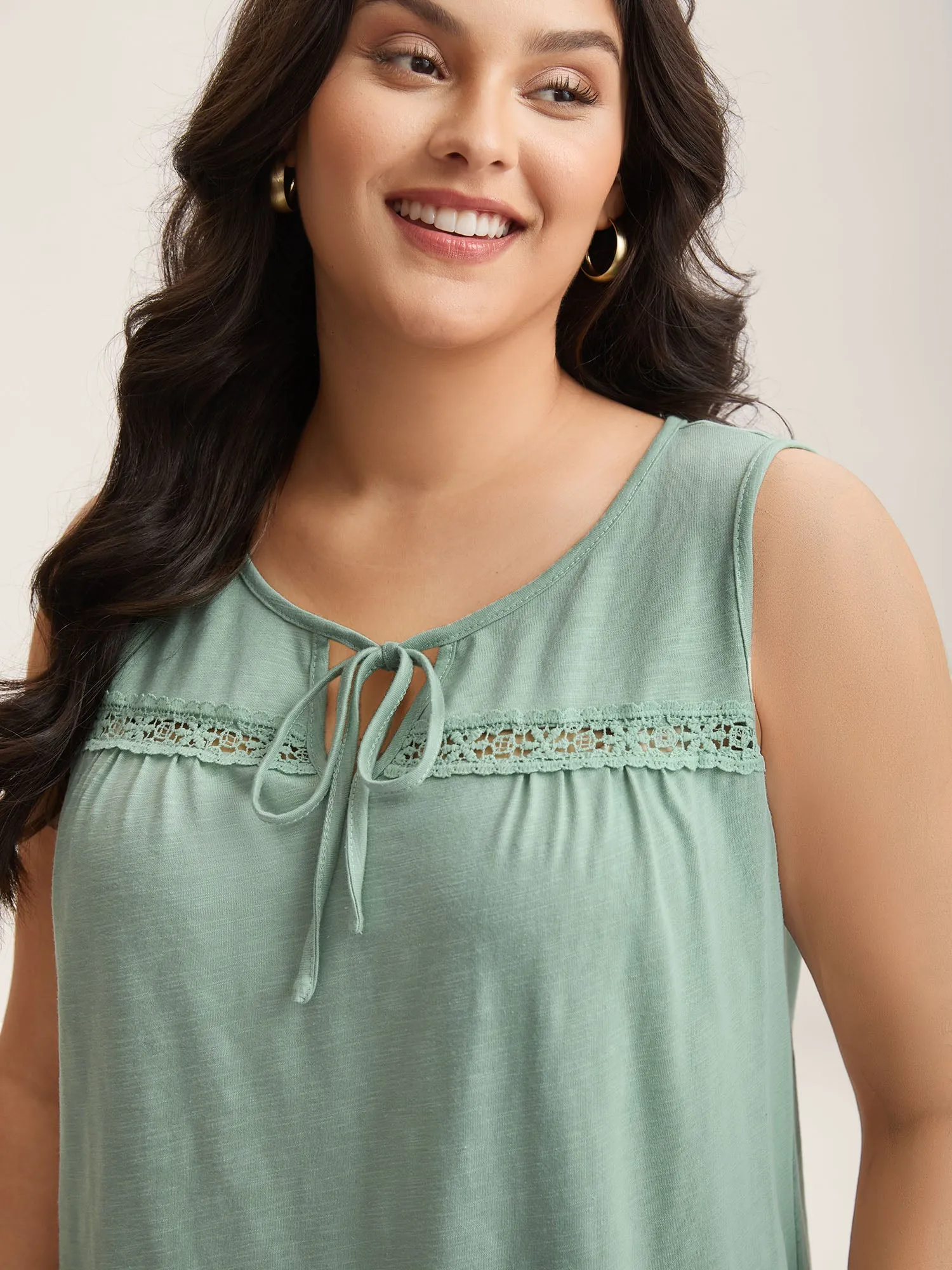 Bamboo Cotton Stretchy Pleated Tank Top sold by Bloomchic