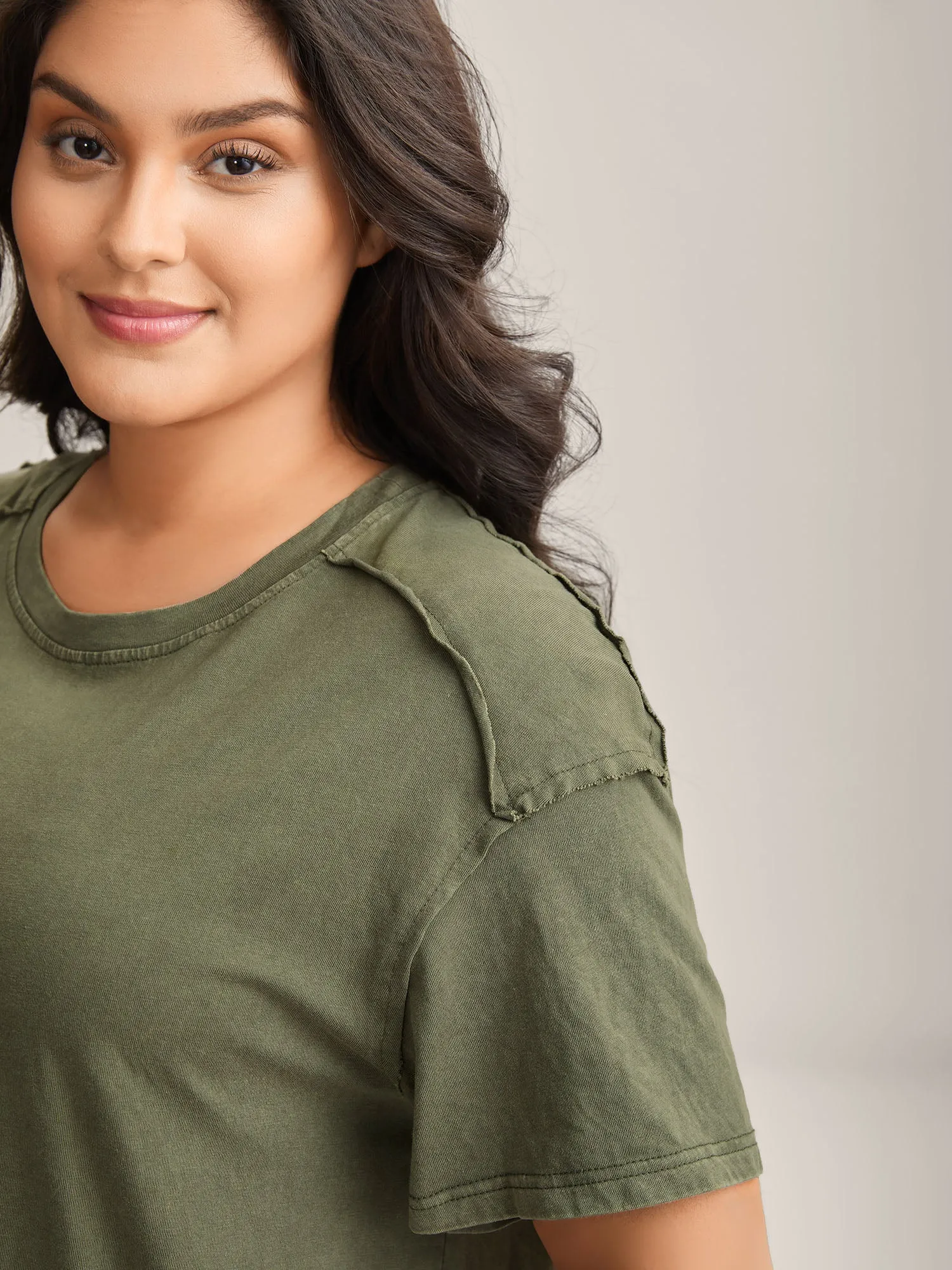 Cotton Vintage Frayed Hem Crew Neck T-Shirt sold by Bloomchic product image thumbnail 2