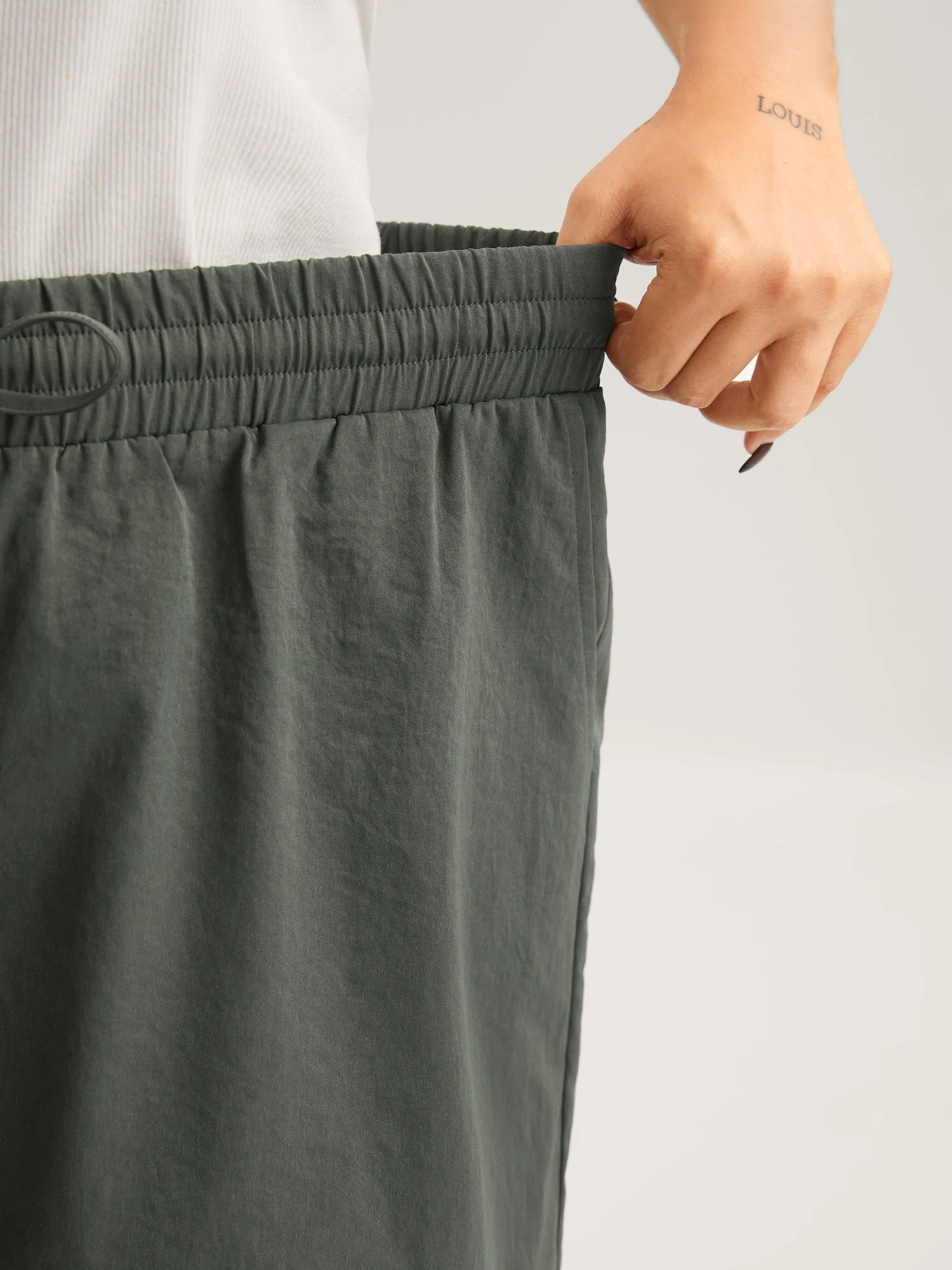 Waist-Tie Solid Wide-Leg Shorts sold by Bloomchic product image thumbnail 4