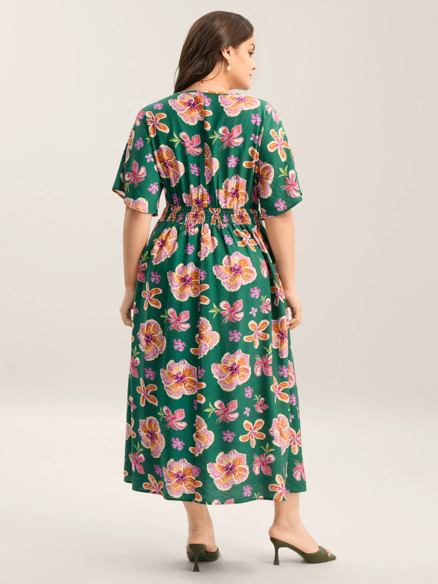 Large Floral Print Shirred Waist Midi Dress sold by Bloomchic product image thumbnail 4