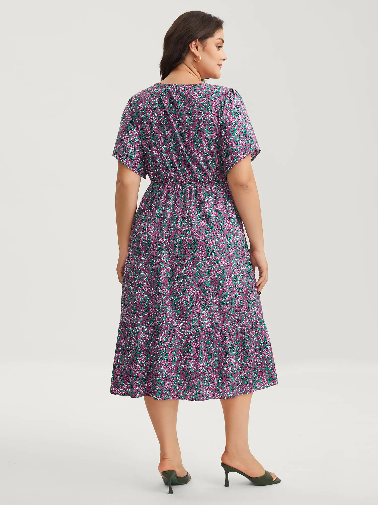 Floral Print V-Neck Tiered Midi Dress sold by Bloomchic product image thumbnail 4