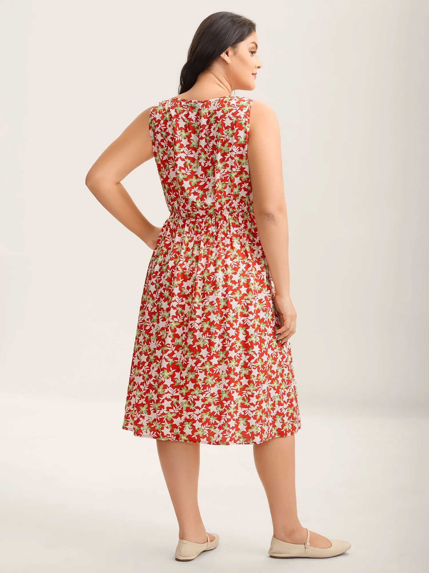 Floral Print Sleeveless Pockets Midi Dress sold by Bloomchic product image thumbnail 4
