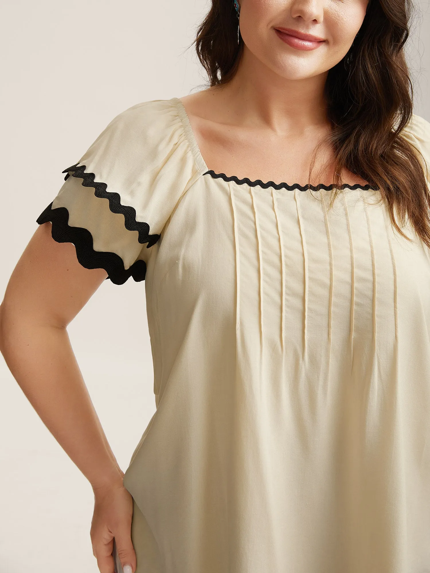 Color Block Layered Sleeve Blouse sold by Bloomchic product image thumbnail 2