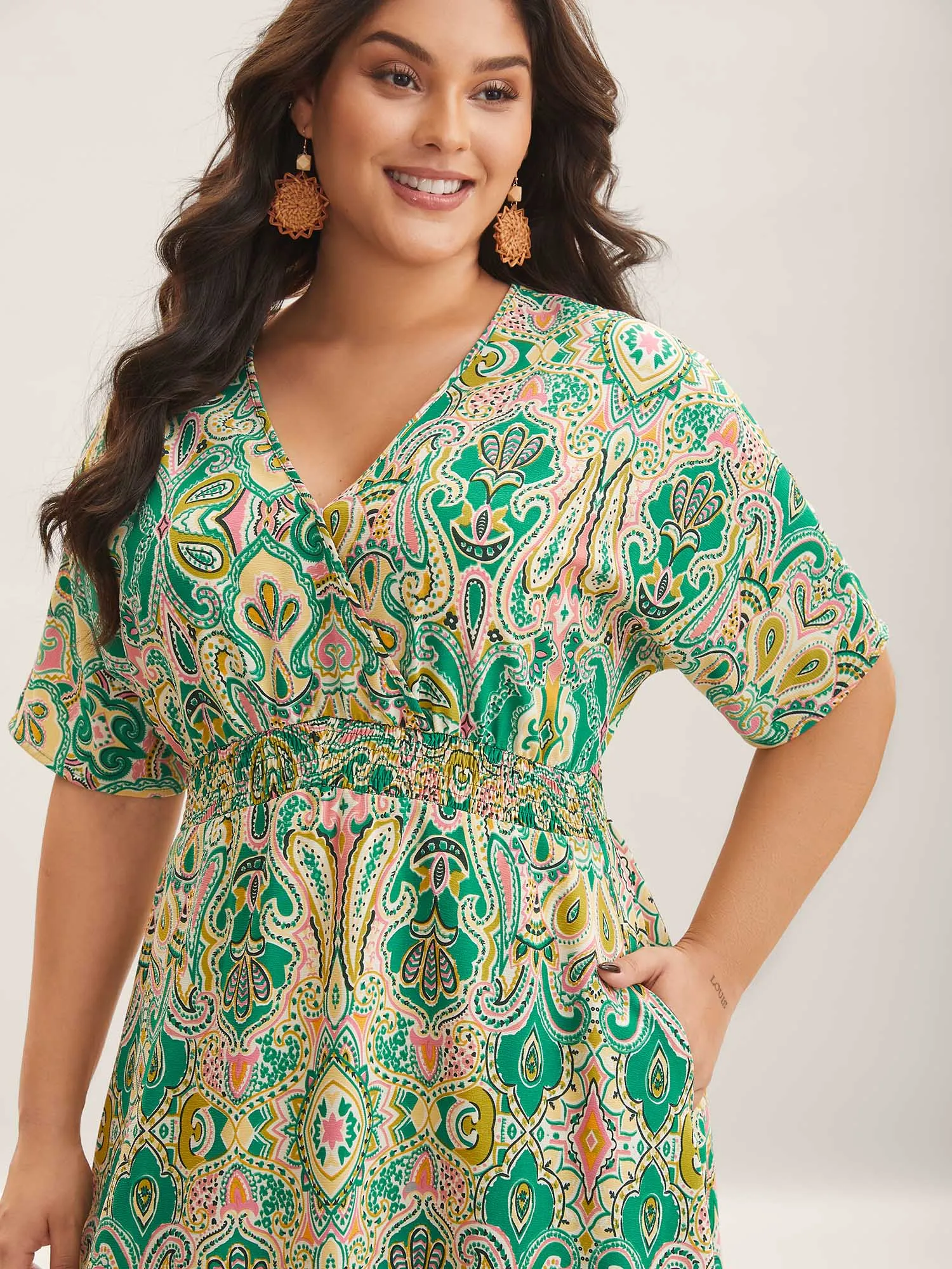 Paisley Print Shirred Pockets Midi Dress sold by Bloomchic product image thumbnail 2