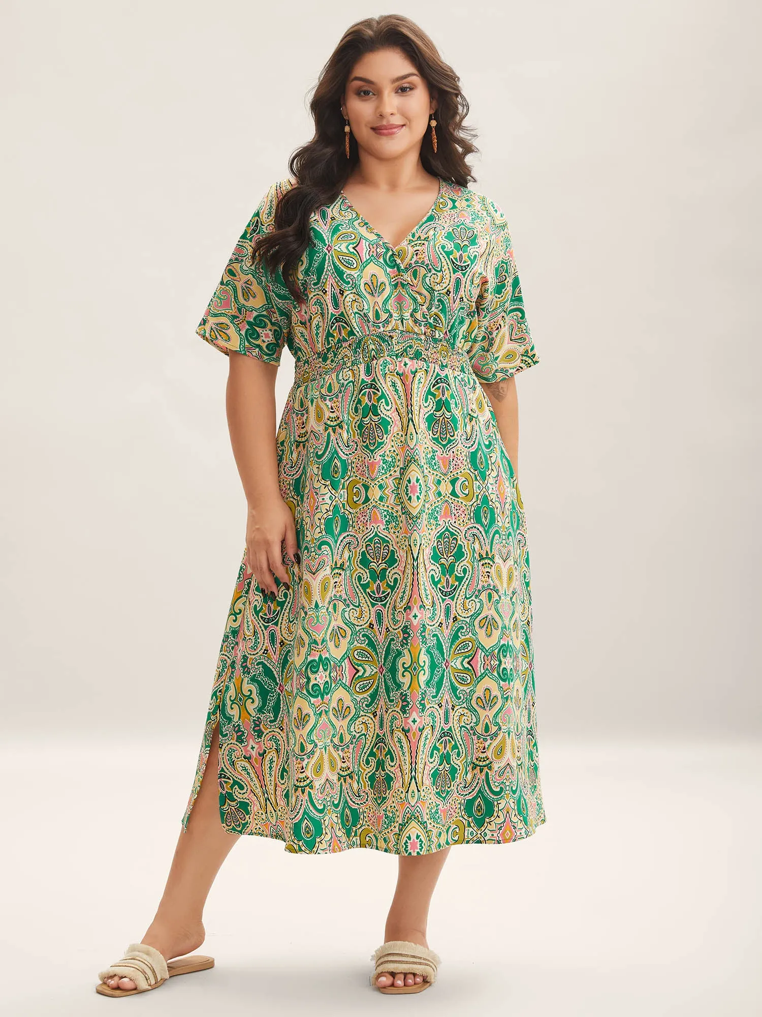 Paisley Print Shirred Pockets Midi Dress sold by Bloomchic product image thumbnail 3