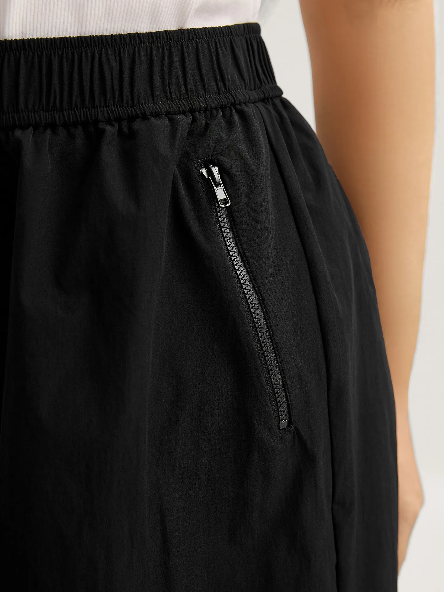 Solid Zipper Pockets Wide-Leg Shorts sold by Bloomchic product image thumbnail 4