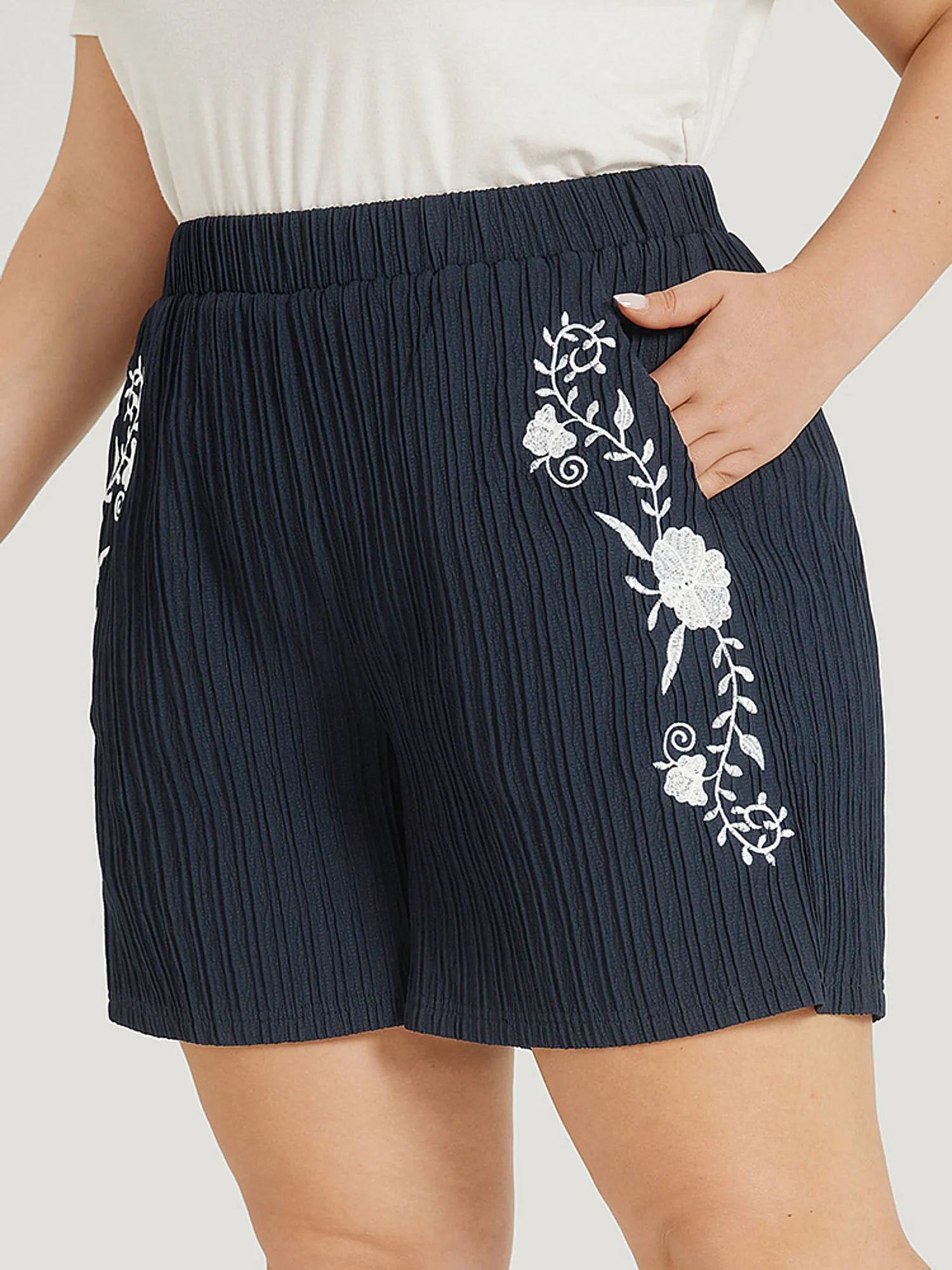 Floral Embroidered Textured Stretchy Waist Shorts sold by Bloomchic product image thumbnail 3