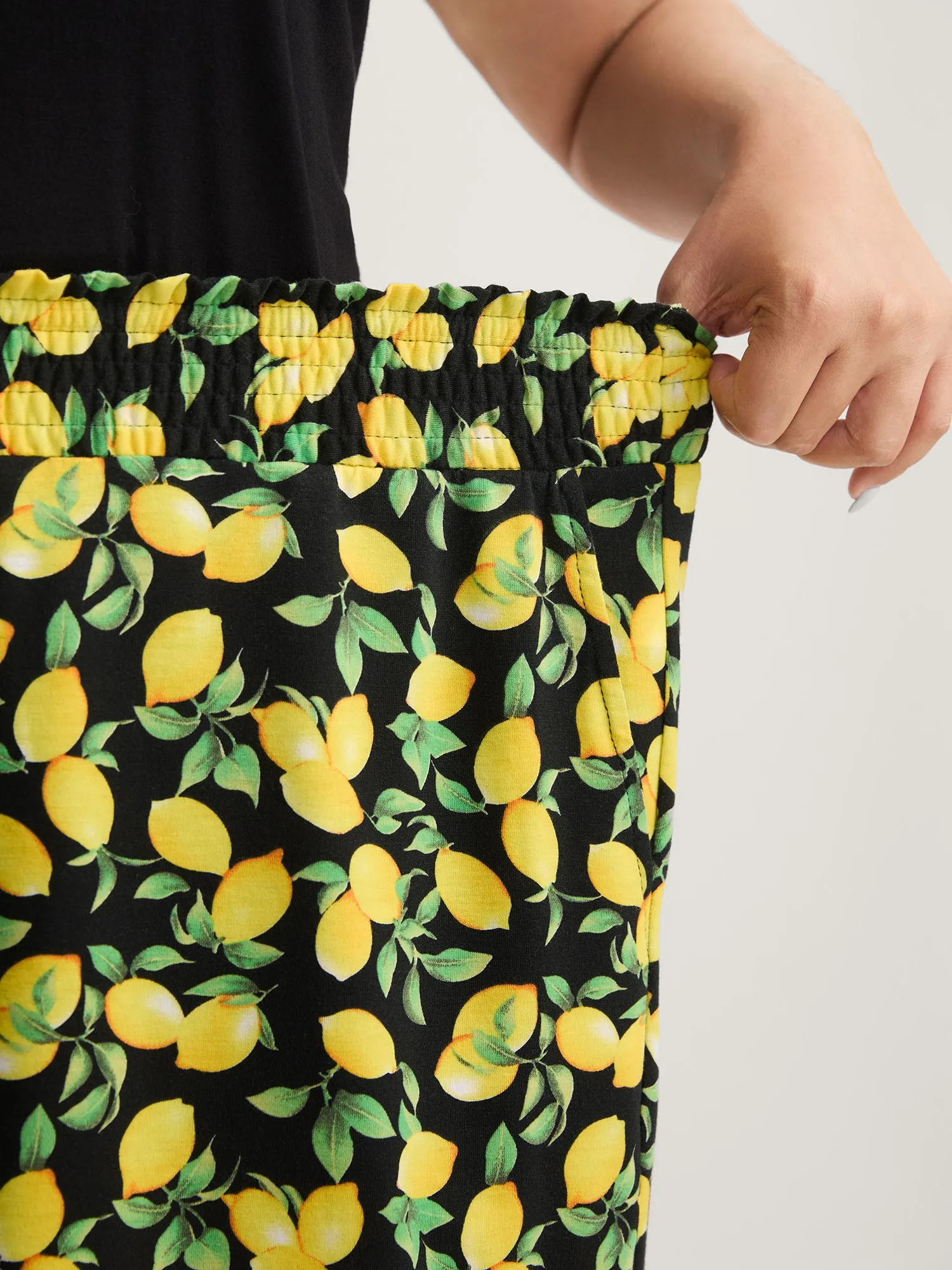 Lemon Print Wavy Hem Shirred Shorts sold by Bloomchic product image thumbnail 4