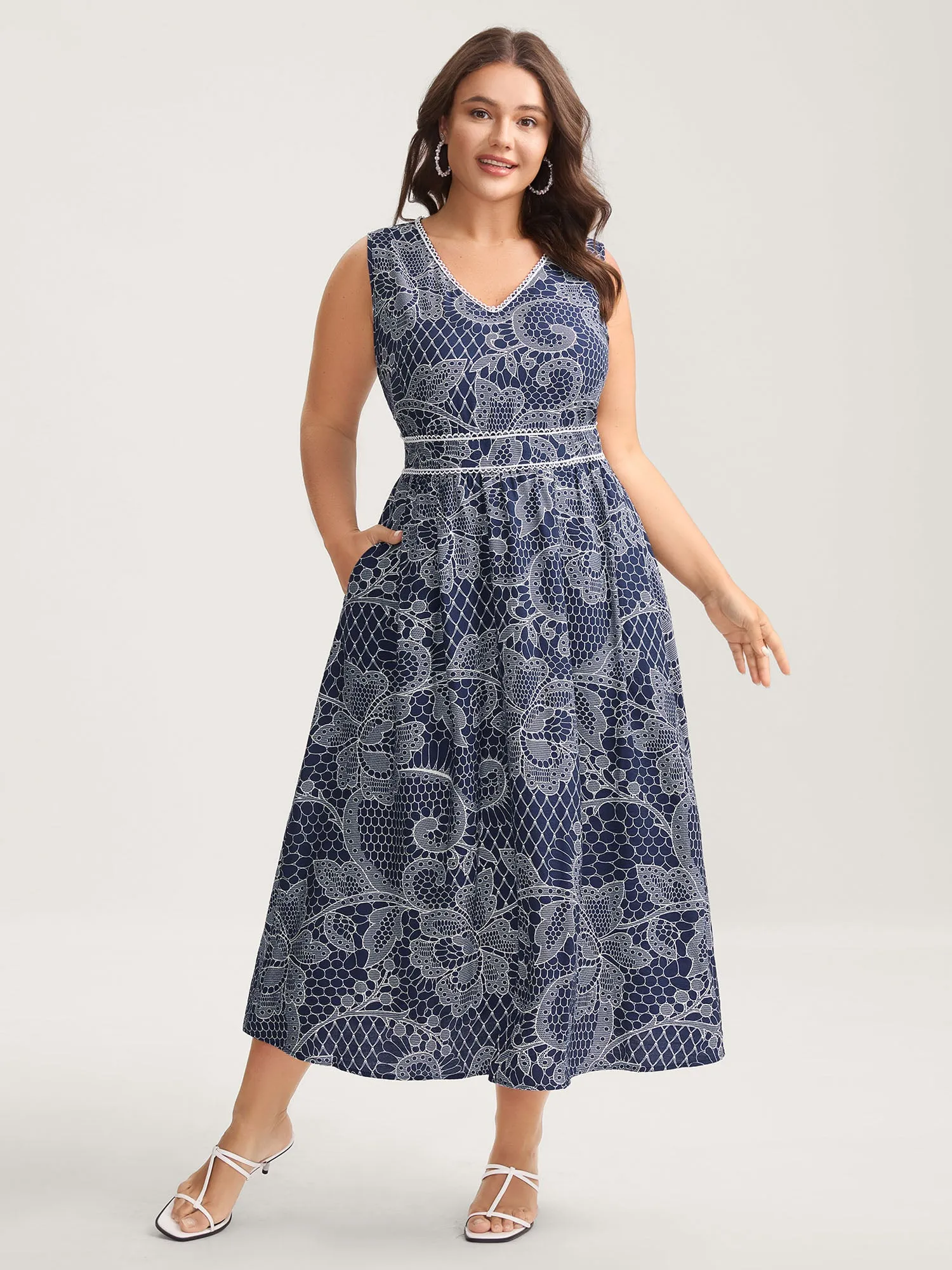 Lace-Like Print Cinched-Waist Midi Dress sold by Bloomchic product image thumbnail 3