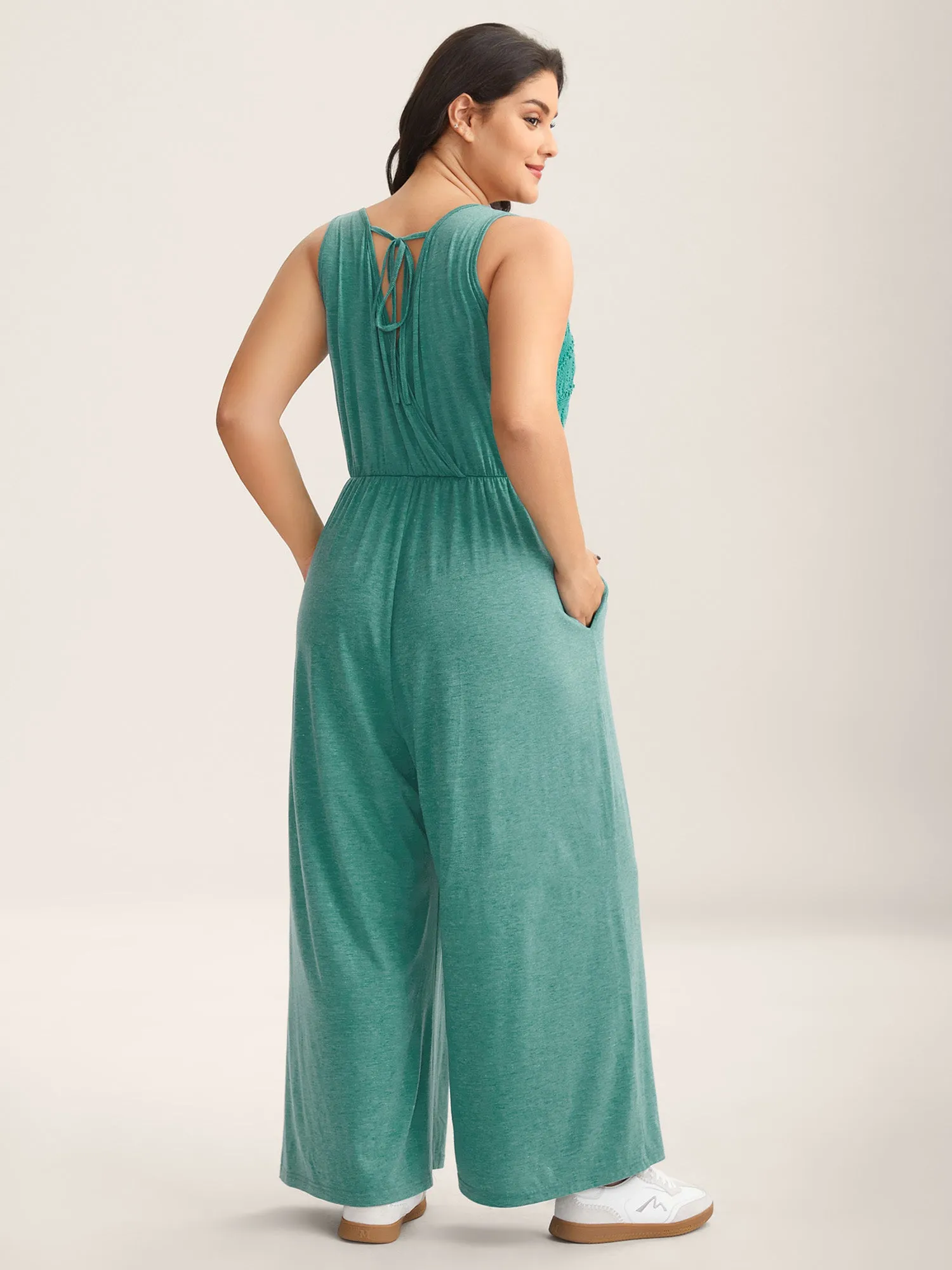 Textured Bodice Spliced Pockets Jumpsuit sold by Bloomchic product image thumbnail 4