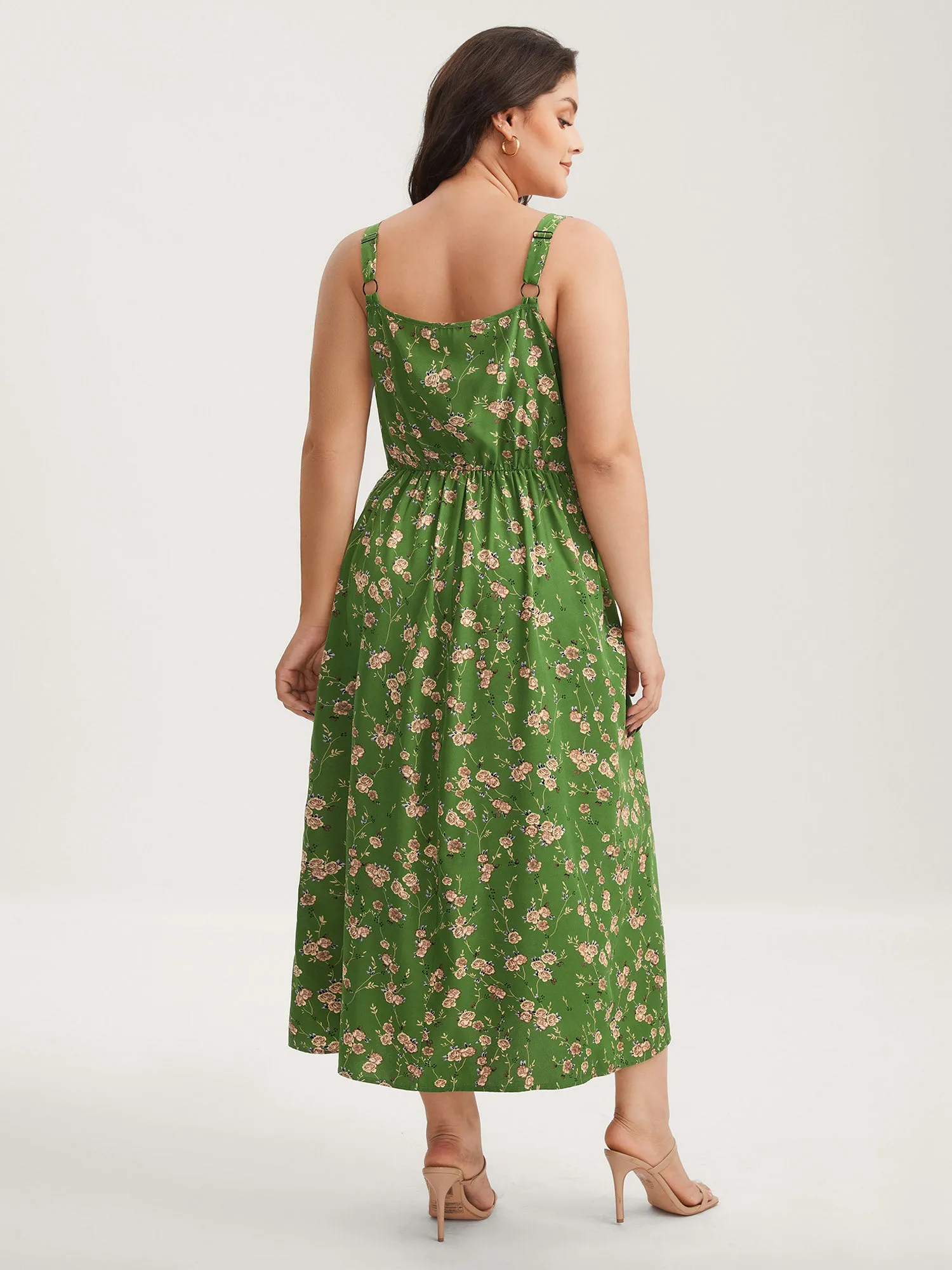Breezy Floral Pleated Pockets Midi Dress sold by Bloomchic product image thumbnail 4