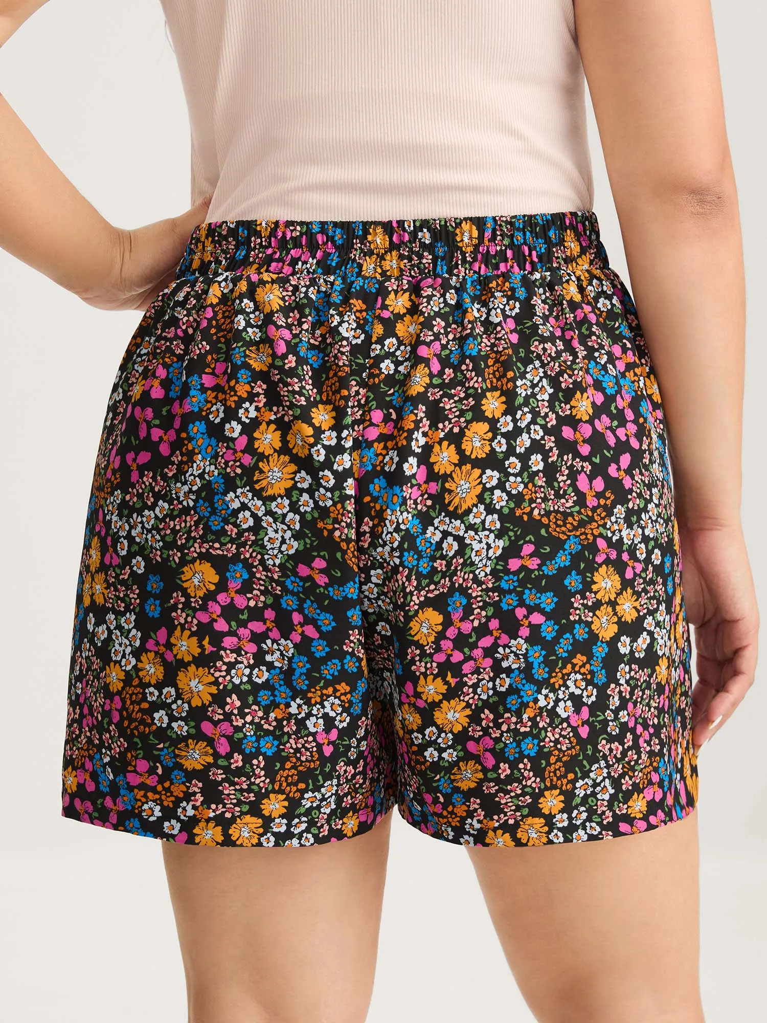 Ditsy Floral Print Stretchy Waist Shorts sold by Bloomchic product image thumbnail 5