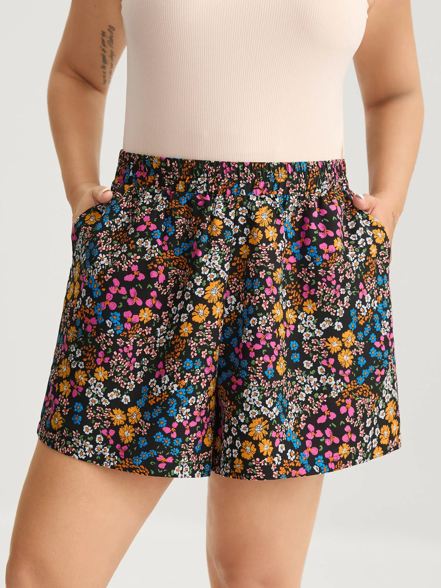 Ditsy Floral Print Stretchy Waist Shorts sold by Bloomchic