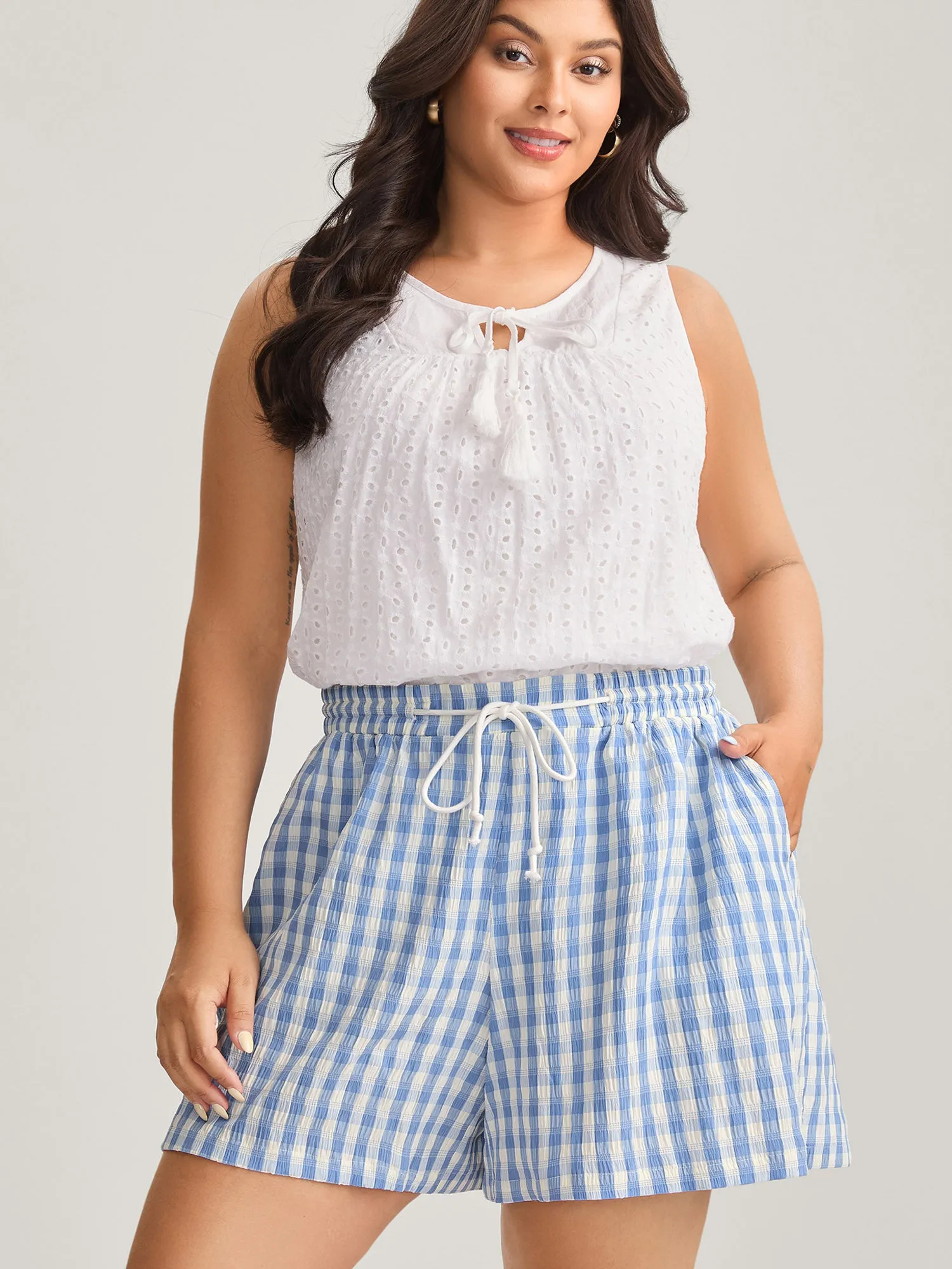 Plaid Print Drawstring Wide-Leg Shorts sold by Bloomchic