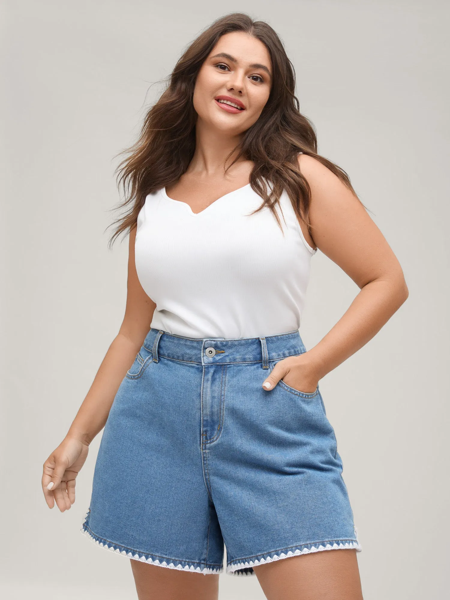 Embroidered Hem Wide-Leg Denim Shorts sold by Bloomchic