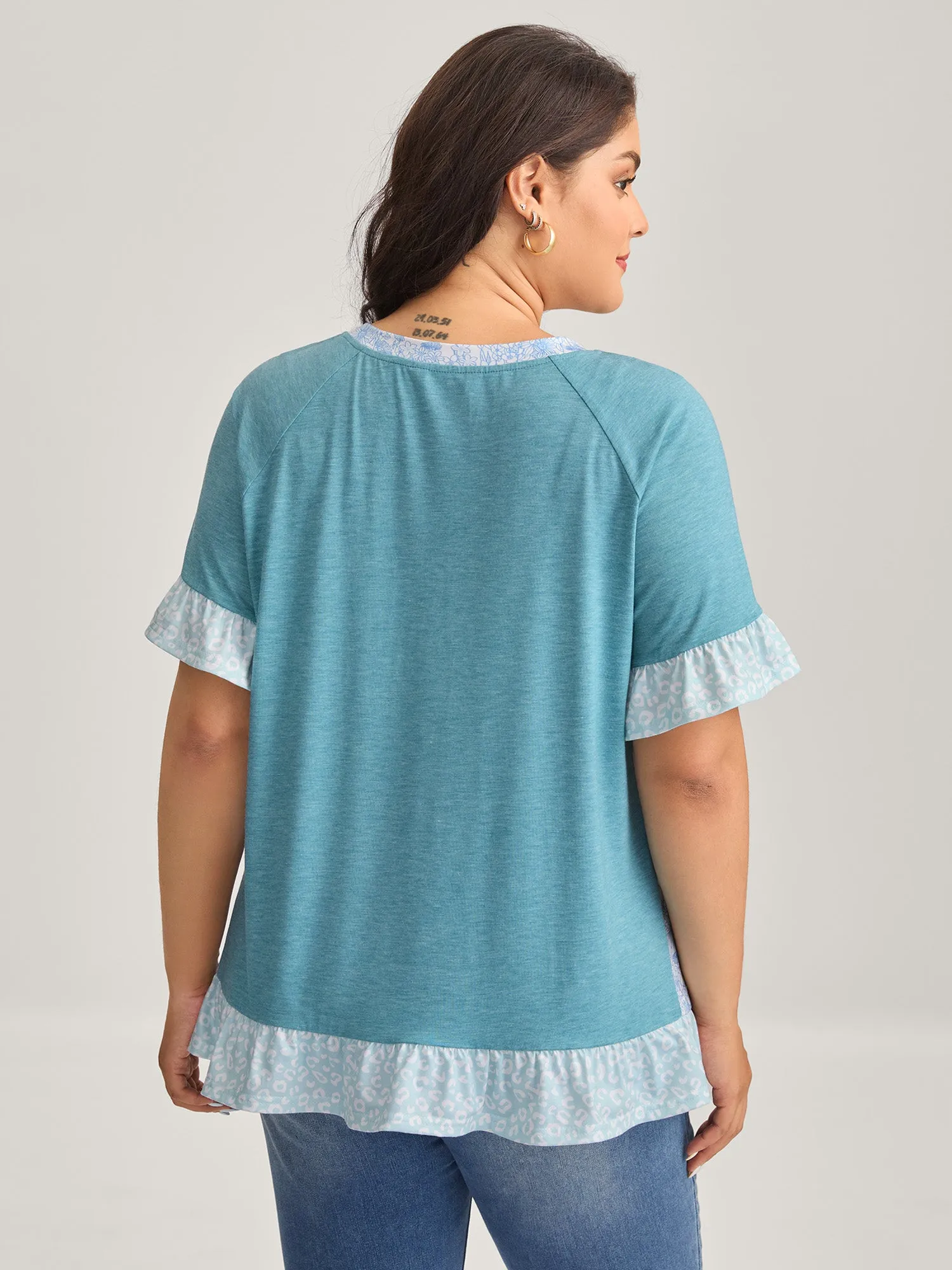 Leopard Print Color Contrast T-Shirt sold by Bloomchic product image thumbnail 4