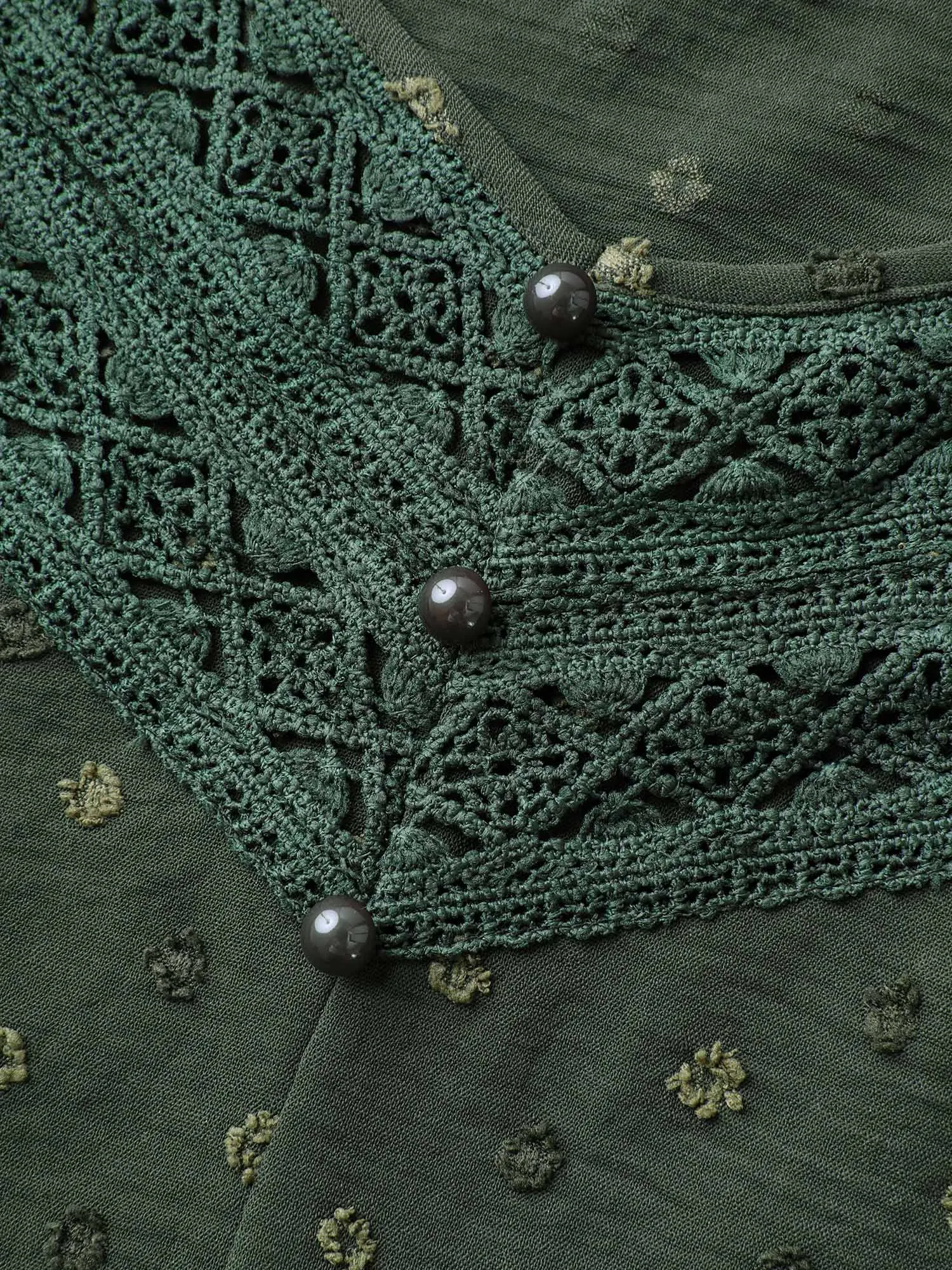 Textured Lace Trim Neck Tank Top sold by Bloomchic product image thumbnail 5