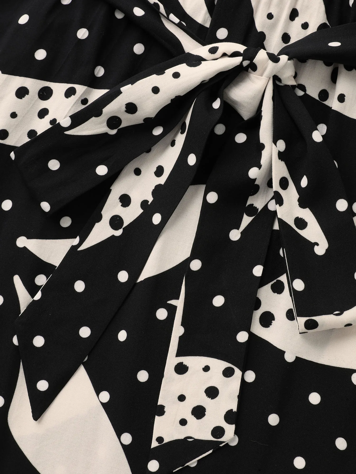 Geometric Print Pleated Midi Dress sold by Bloomchic product image thumbnail 5