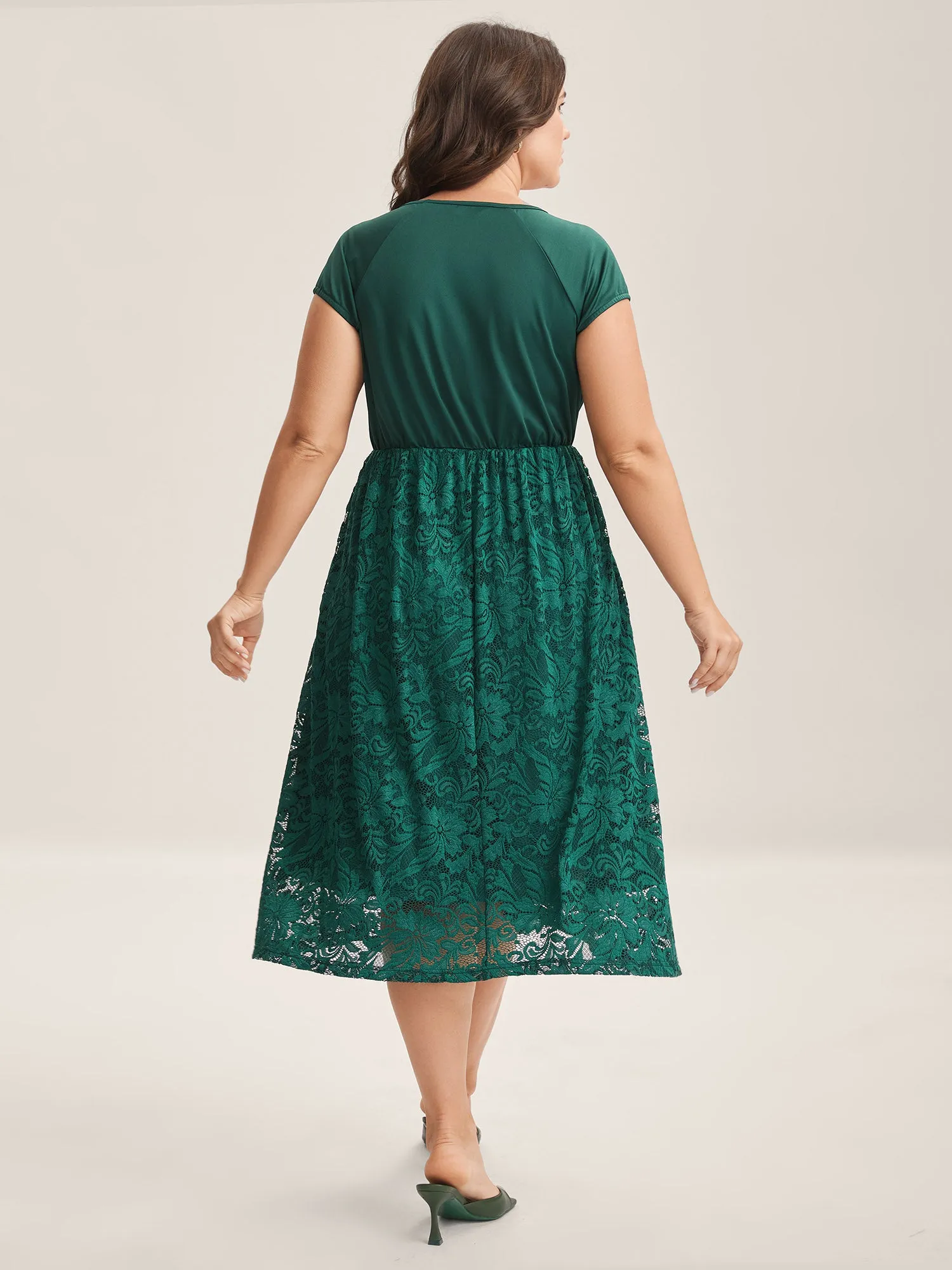 Sculpted Lace Stretchy Waist Midi Dress sold by Bloomchic product image thumbnail 4