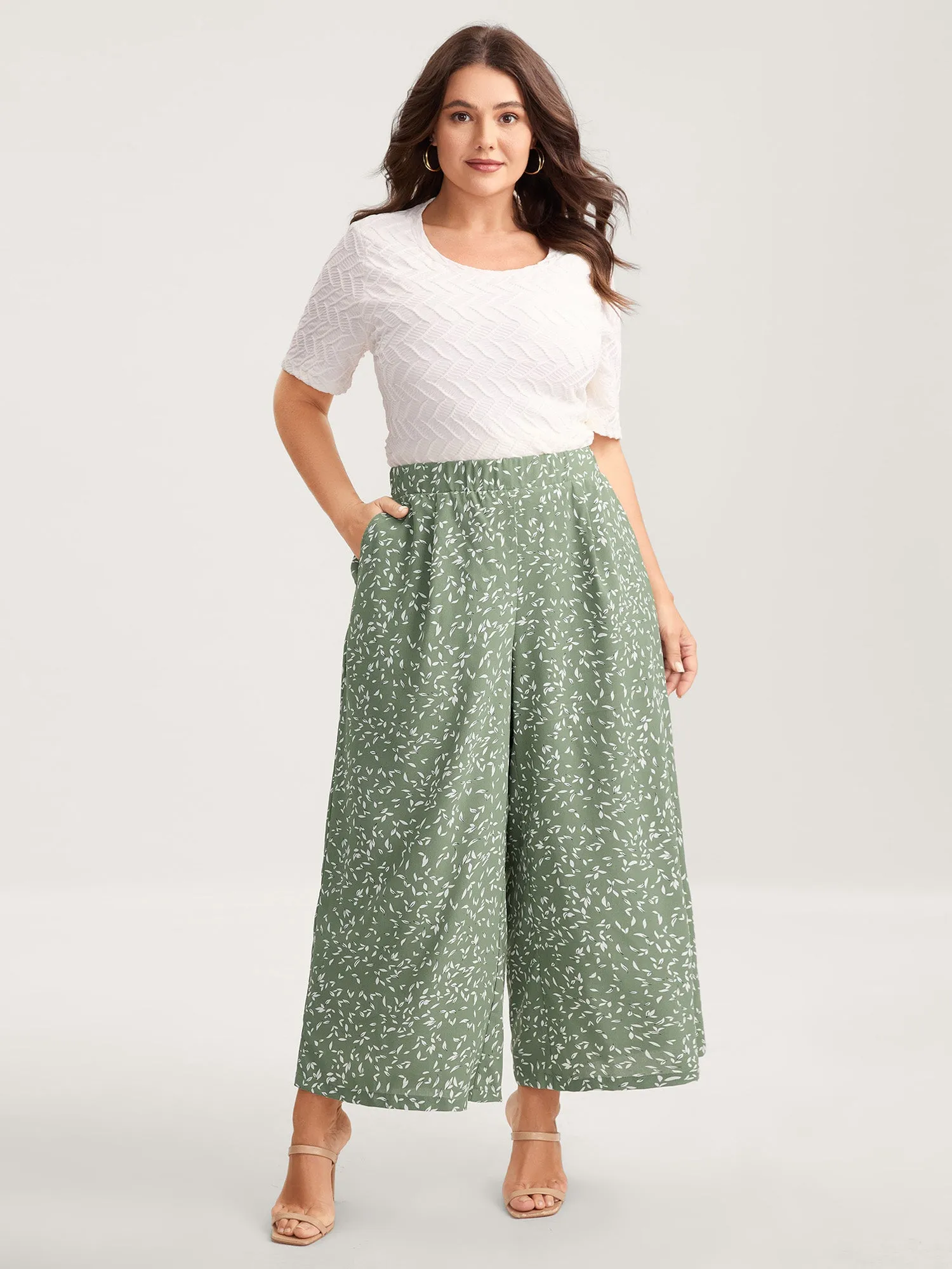 Ditsy Floral Print Wide-Leg Pants sold by Bloomchic product image thumbnail 4