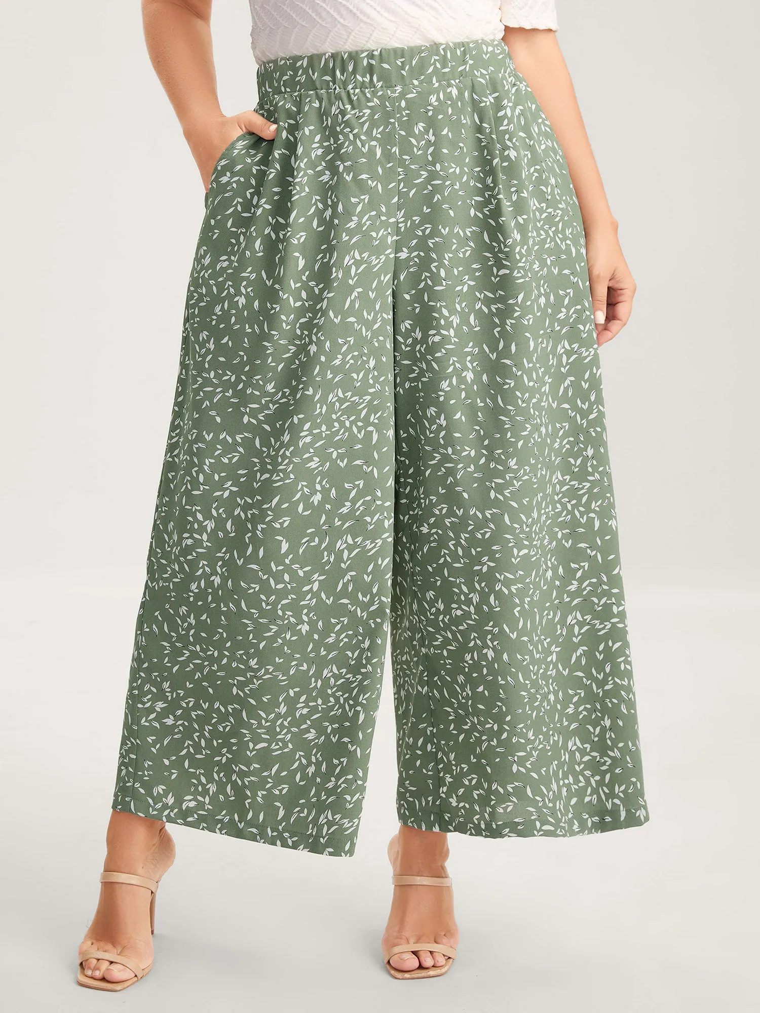 Ditsy Floral Print Wide-Leg Pants sold by Bloomchic