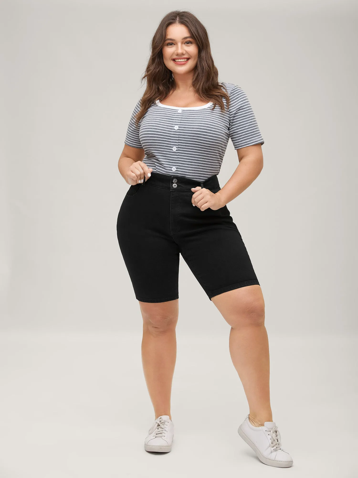 Classic Skinny-Fit Denim Shorts sold by Bloomchic product image thumbnail 2