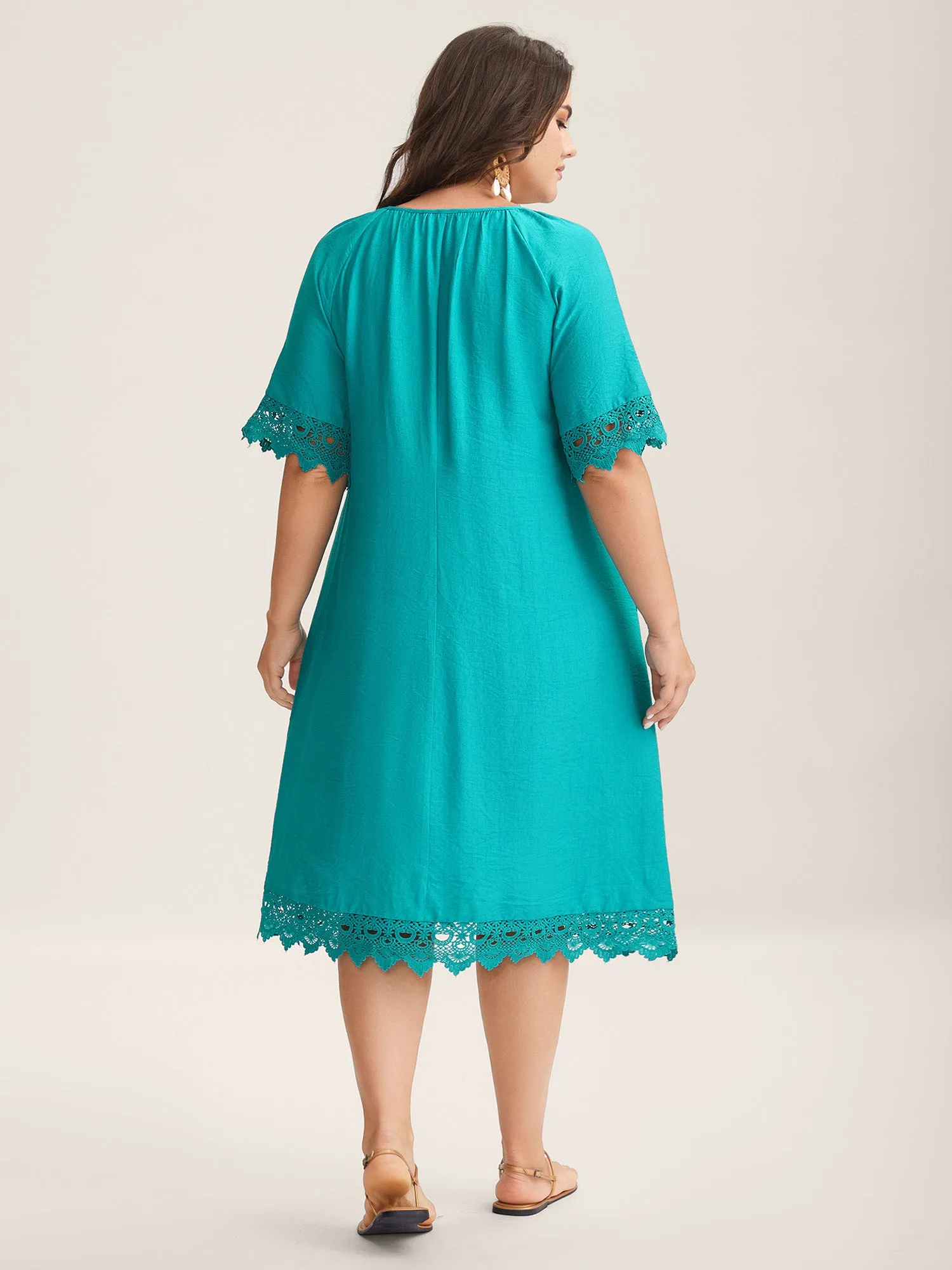 Pleated Lace Trim Relaxed Midi Dress sold by Bloomchic product image thumbnail 4