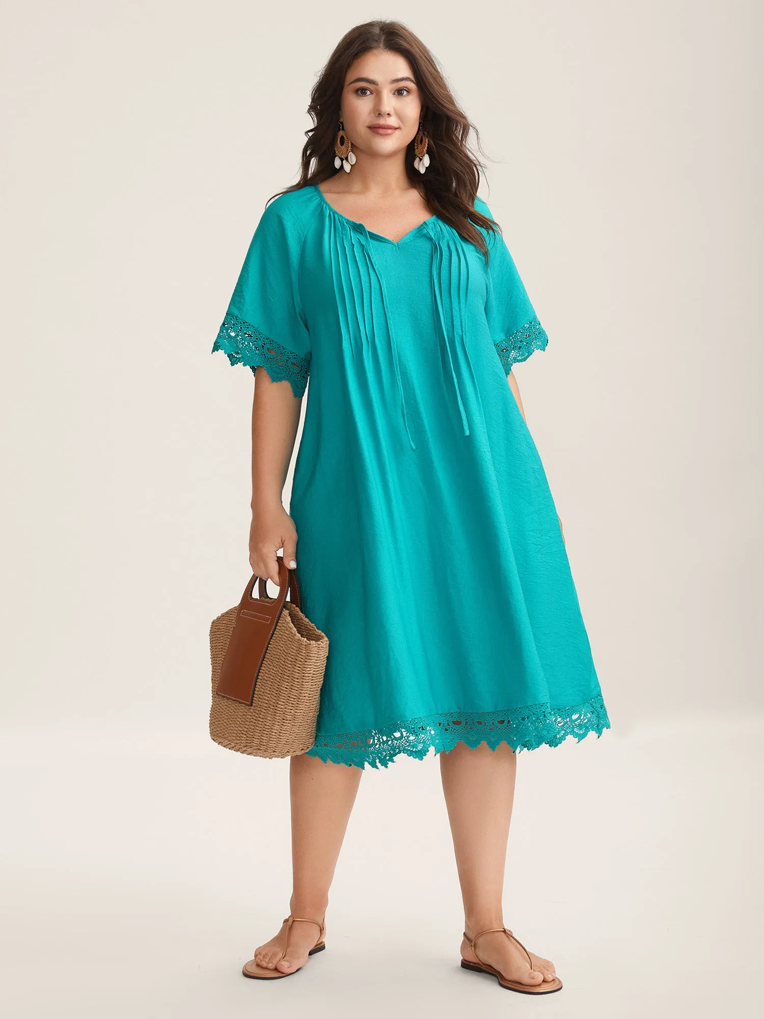 Pleated Lace Trim Relaxed Midi Dress sold by Bloomchic product image thumbnail 3