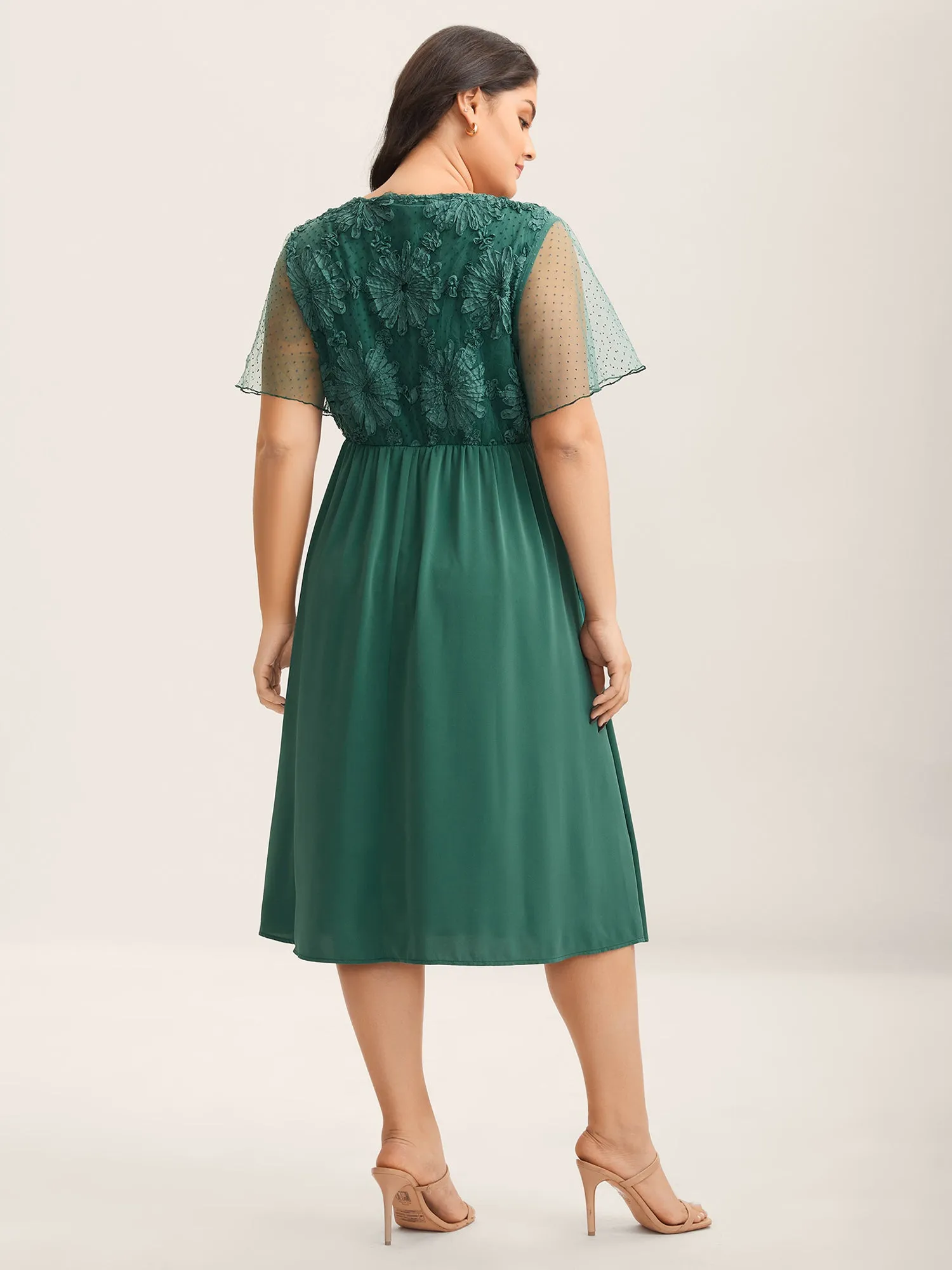 Floral Textured Sheer Pockets Midi Dress sold by Bloomchic product image thumbnail 4