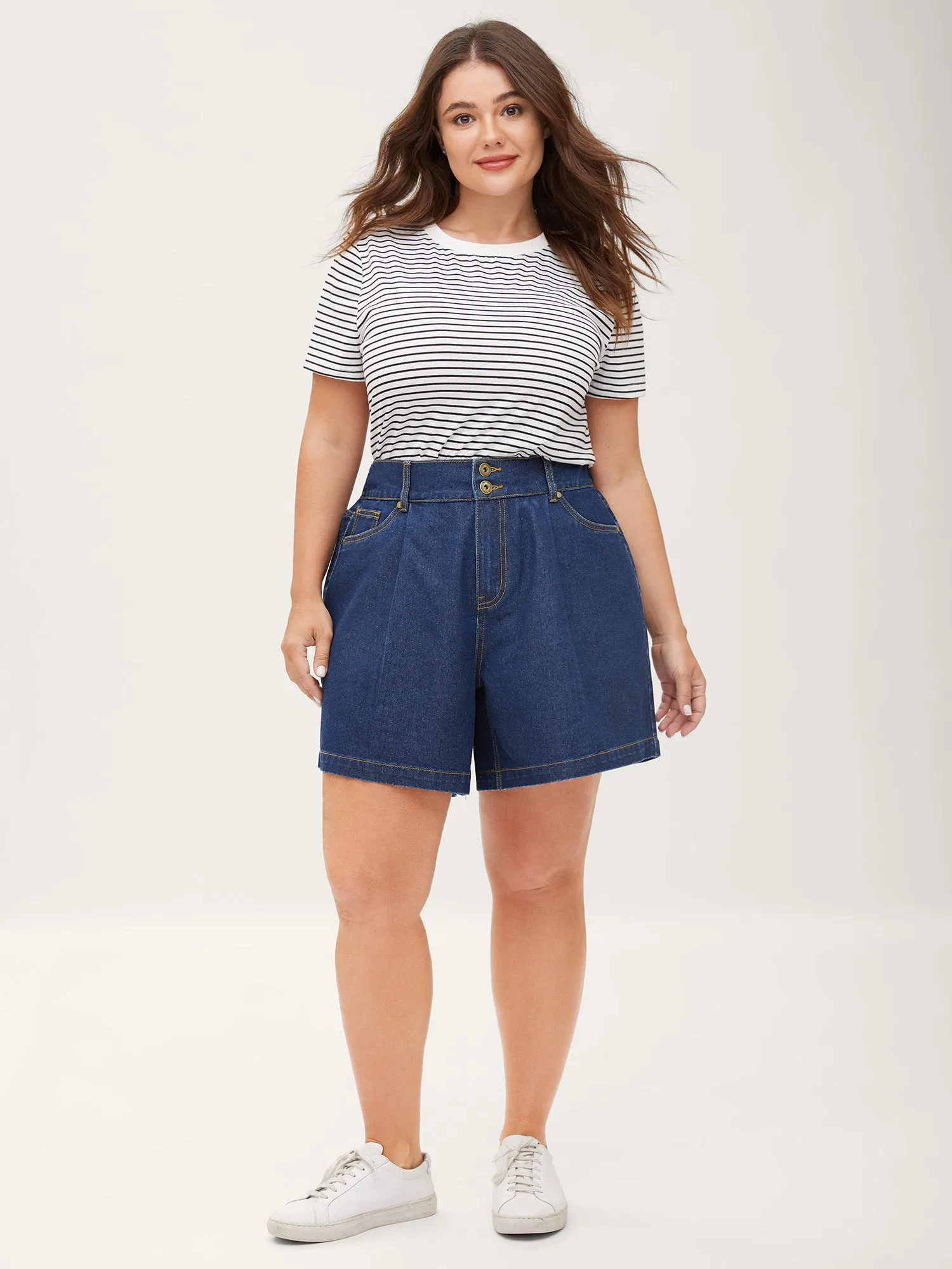 Stretchy Waist Straight-Leg Denim Shorts sold by Bloomchic product image thumbnail 4