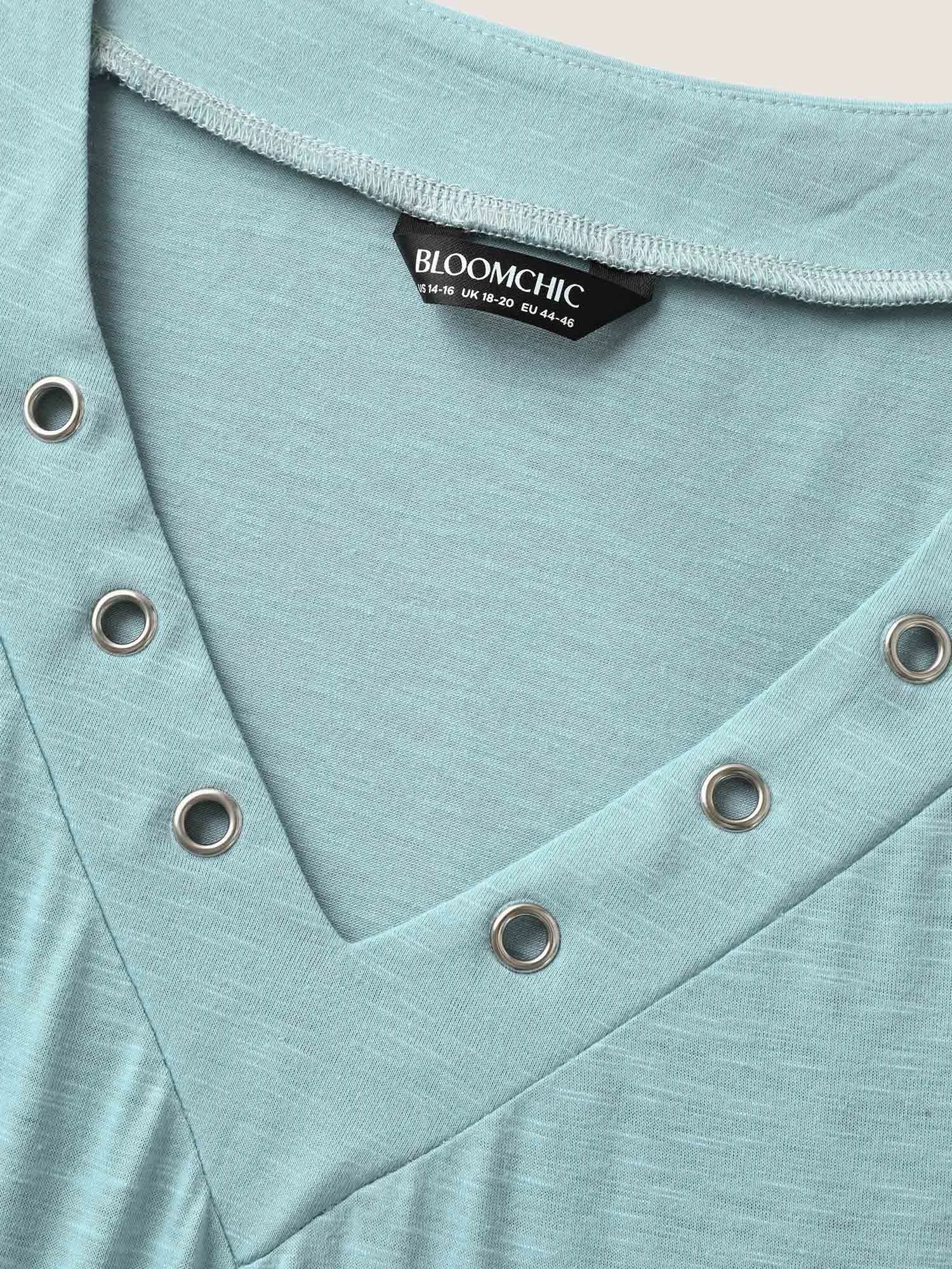 Textured Loop V-Neckline Tank Top sold by Bloomchic product image thumbnail 5