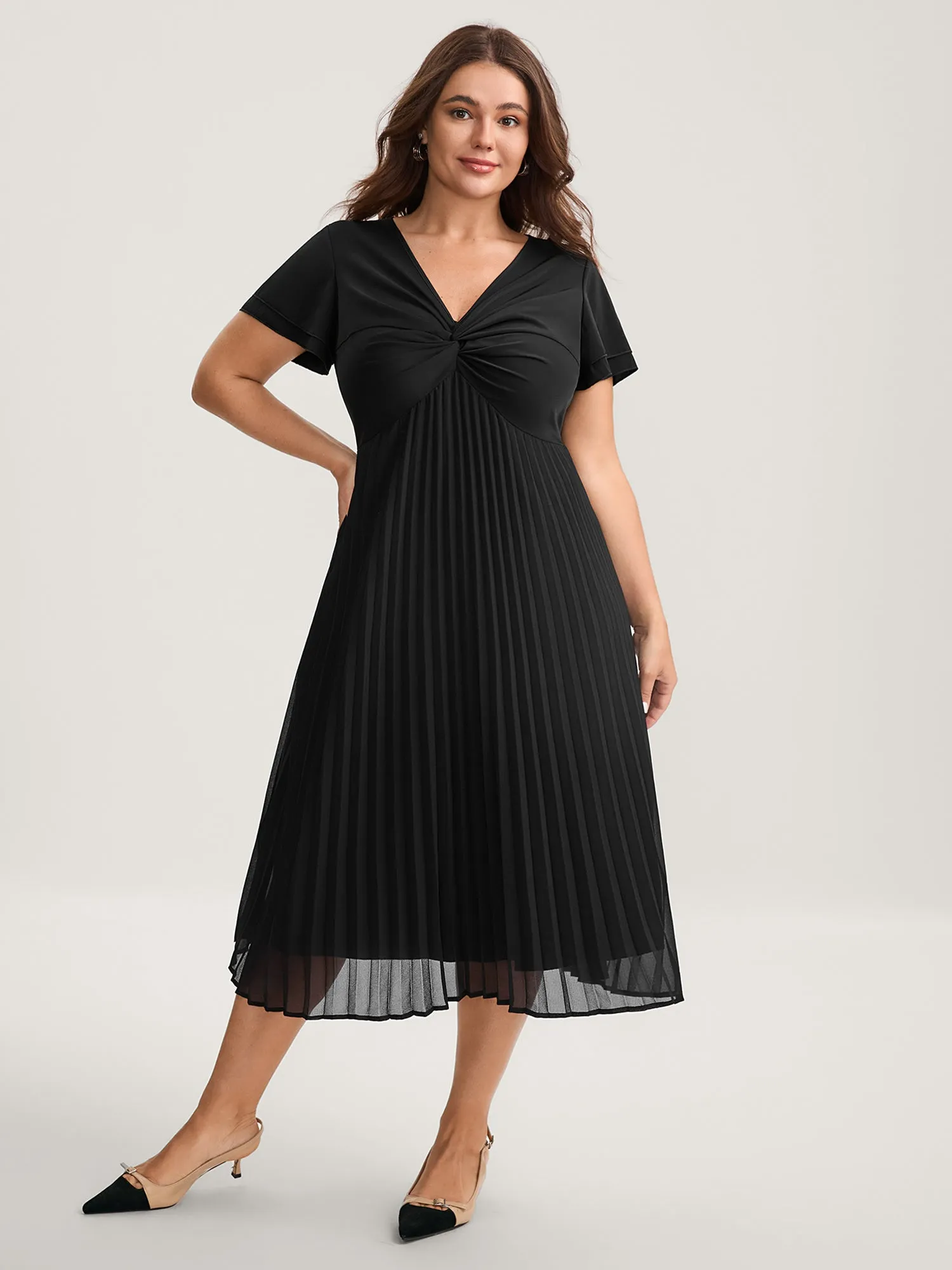 Crossover Bodice Plicated Detail Midi Dress sold by Bloomchic product image thumbnail 3