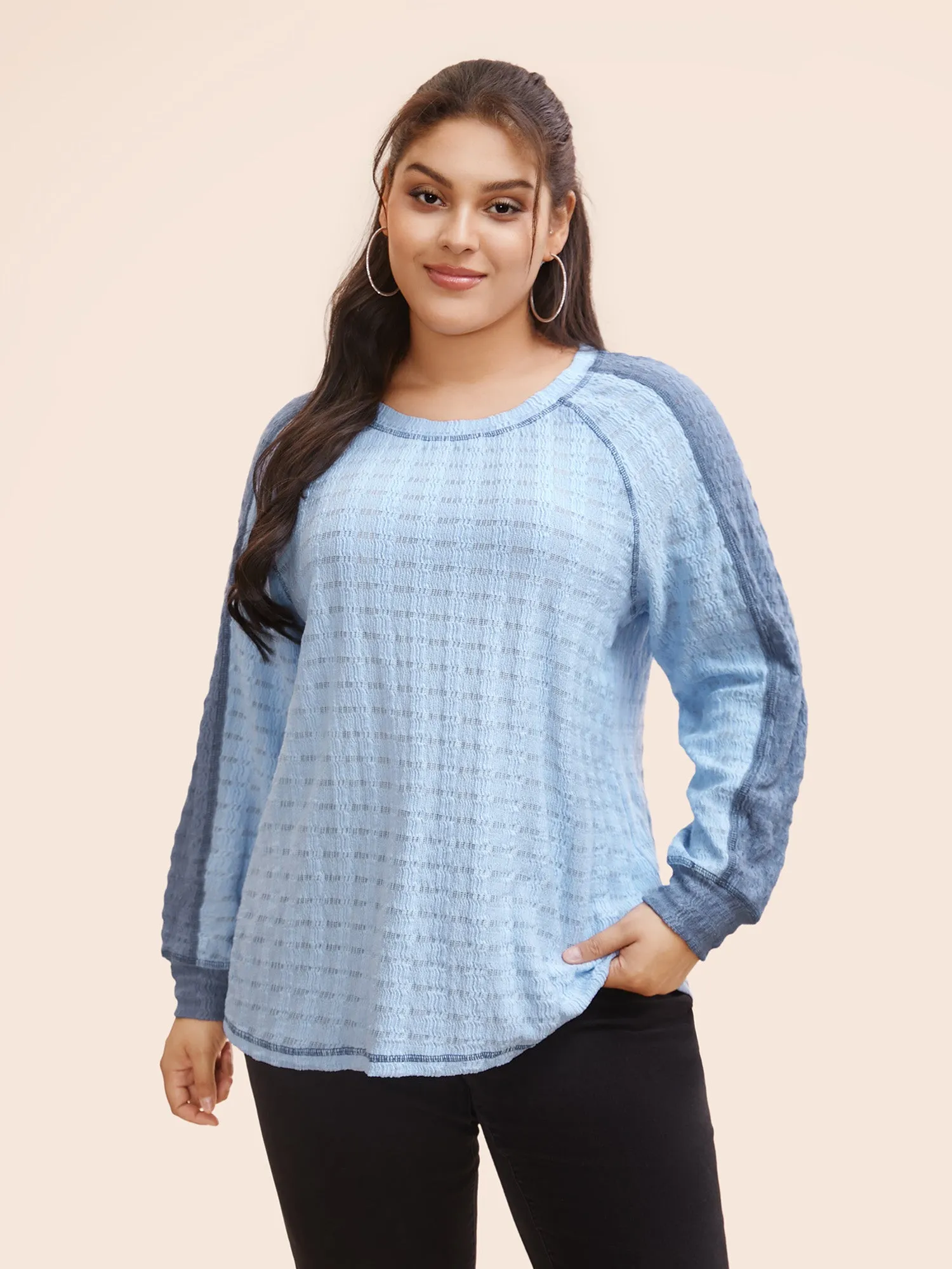 Contrast Patchwork Texture Raglan Sleeve T-shirt sold by Bloomchic