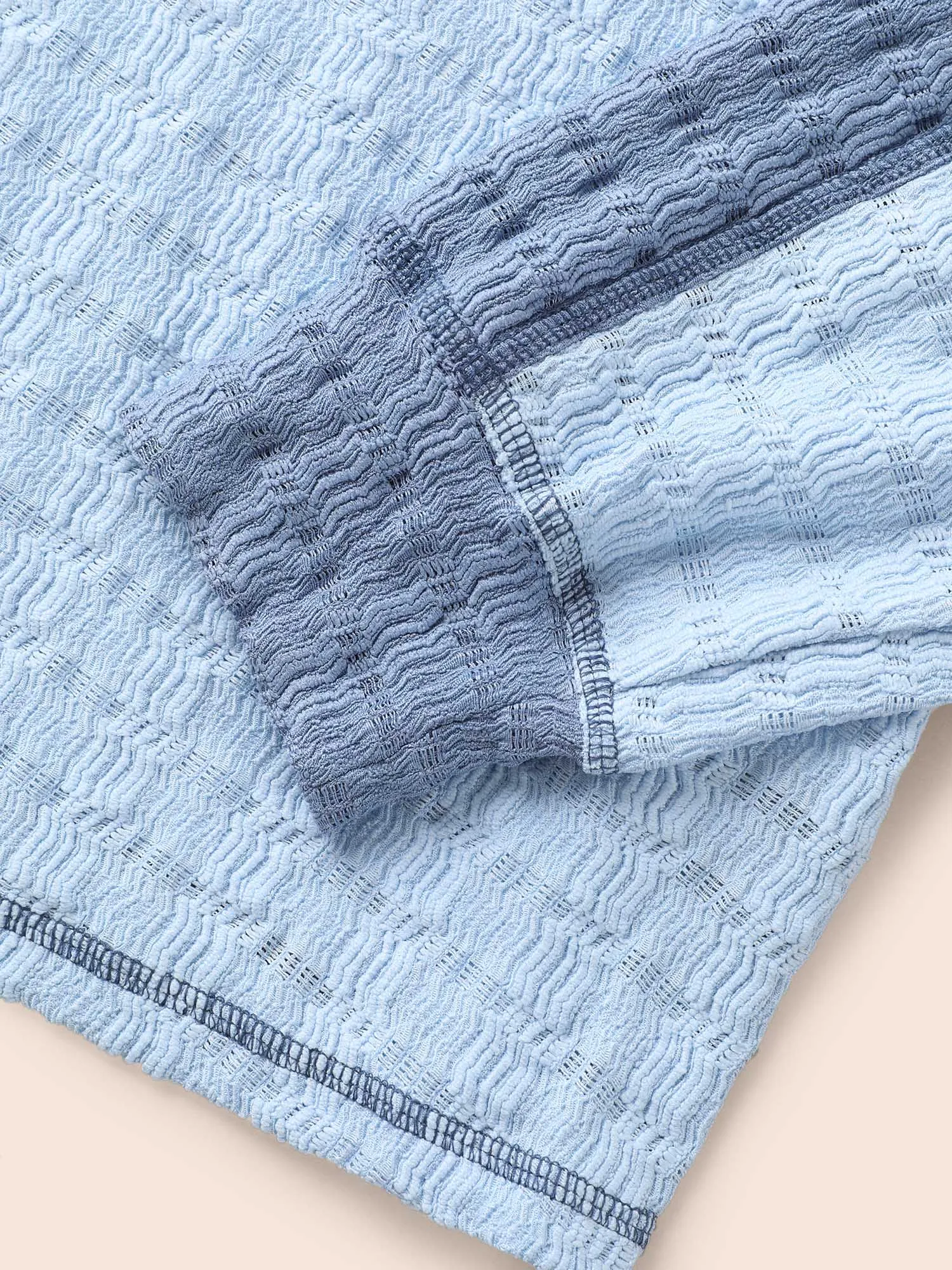 Contrast Patchwork Texture Raglan Sleeve T-shirt sold by Bloomchic product image thumbnail 5