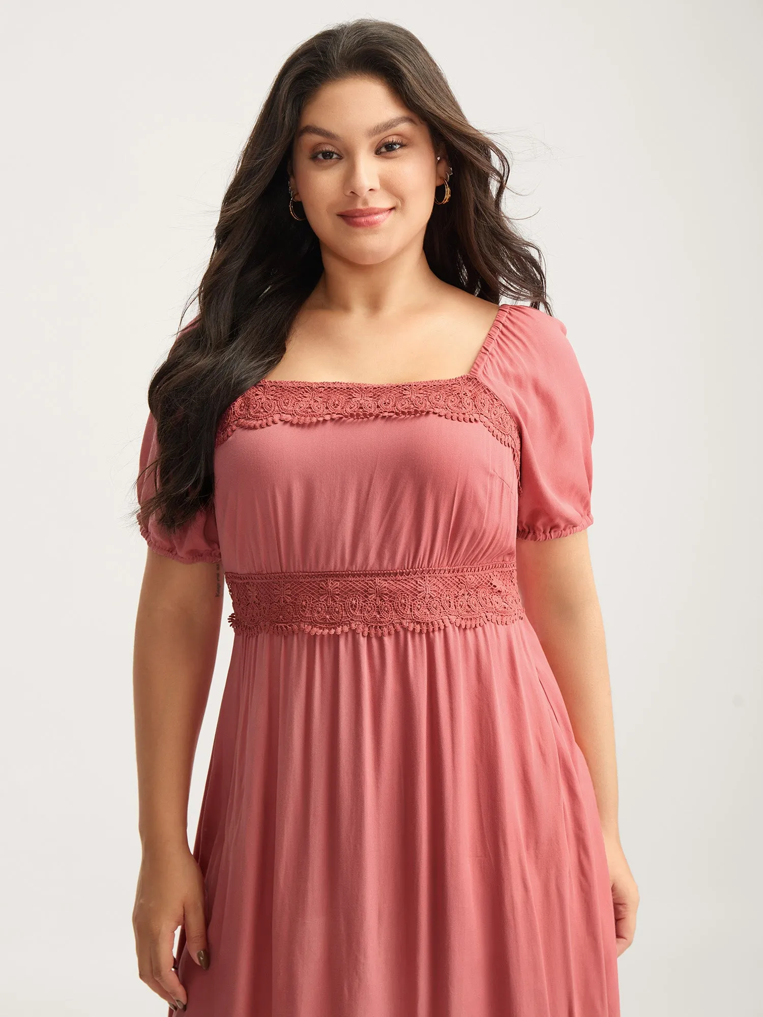 Lace Trim Stretchy Waist Pockets Midi Dress sold by Bloomchic product image thumbnail 2