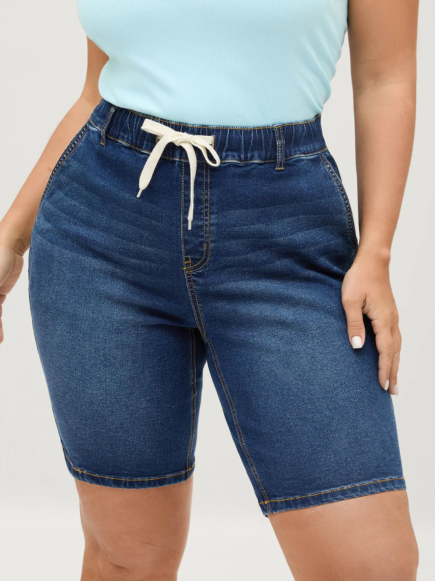 No-Gap Waist Stretchy Denim Shorts sold by Bloomchic product image thumbnail 5