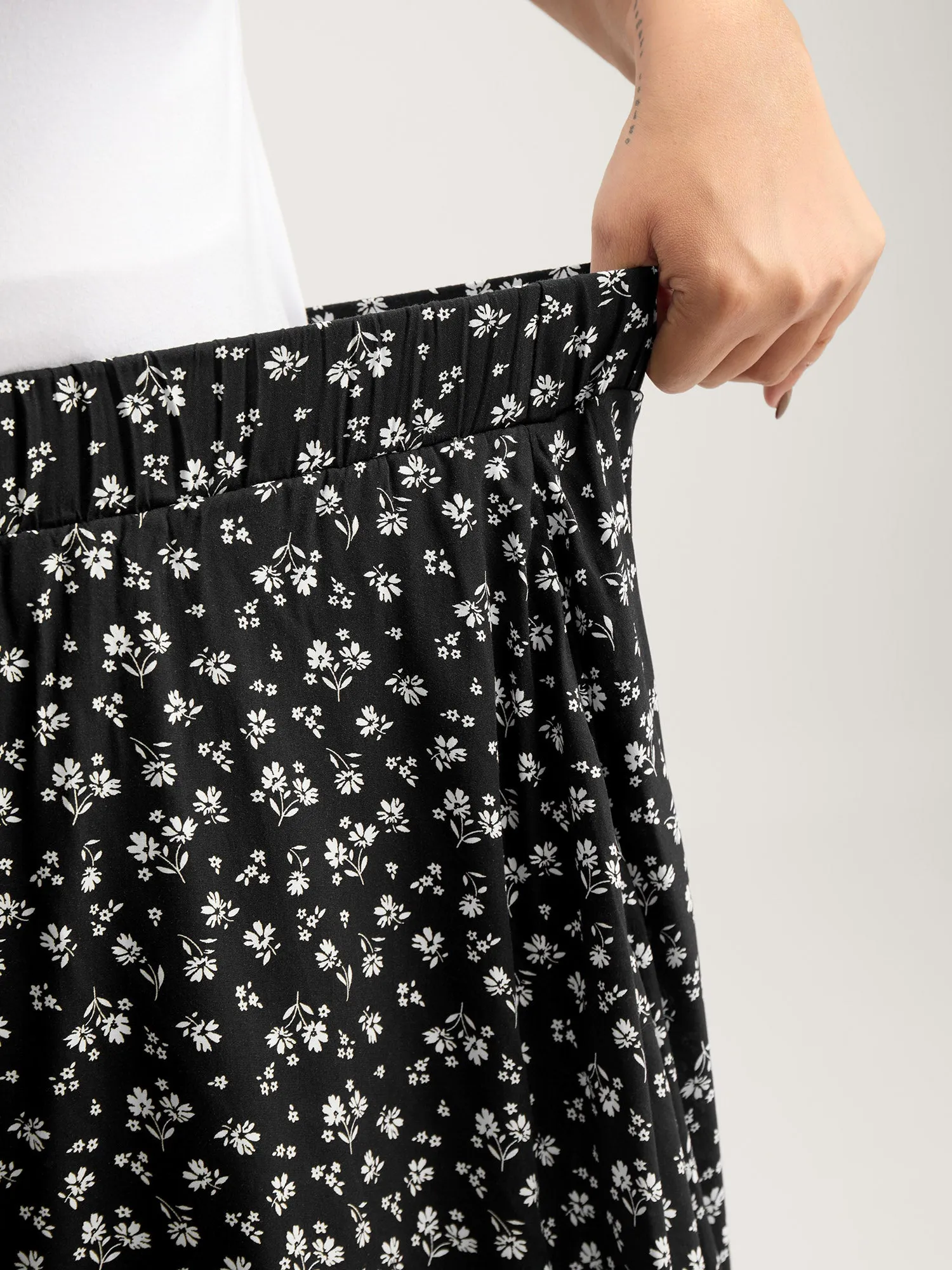 Ditsy Floral Print Stretchy Waist Skirt sold by Bloomchic product image thumbnail 2