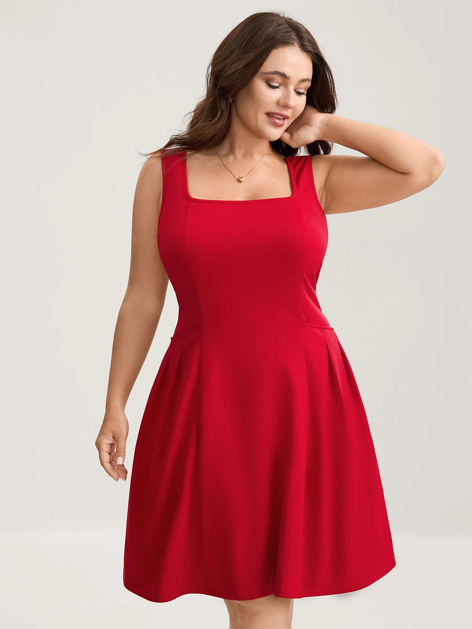 Stretchy Sculpted Side Pockets Midi Dress sold by Bloomchic