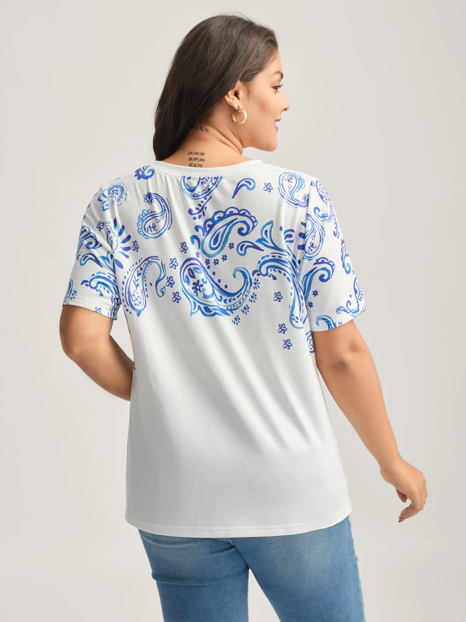 Paisley Print Solid T-Shirt sold by Bloomchic product image thumbnail 4