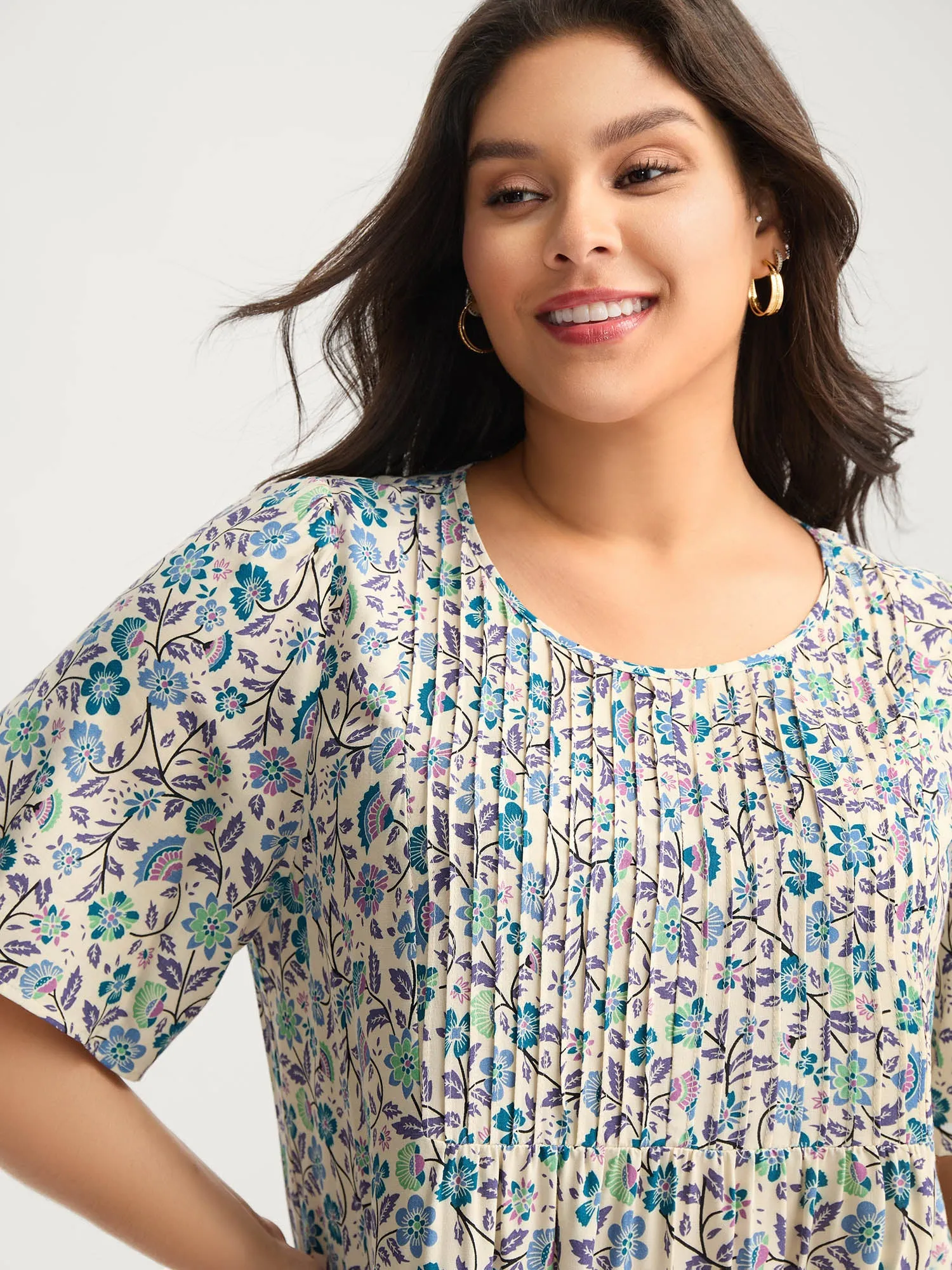 Rayon Pleated Floral Print Blouse sold by Bloomchic product image thumbnail 2