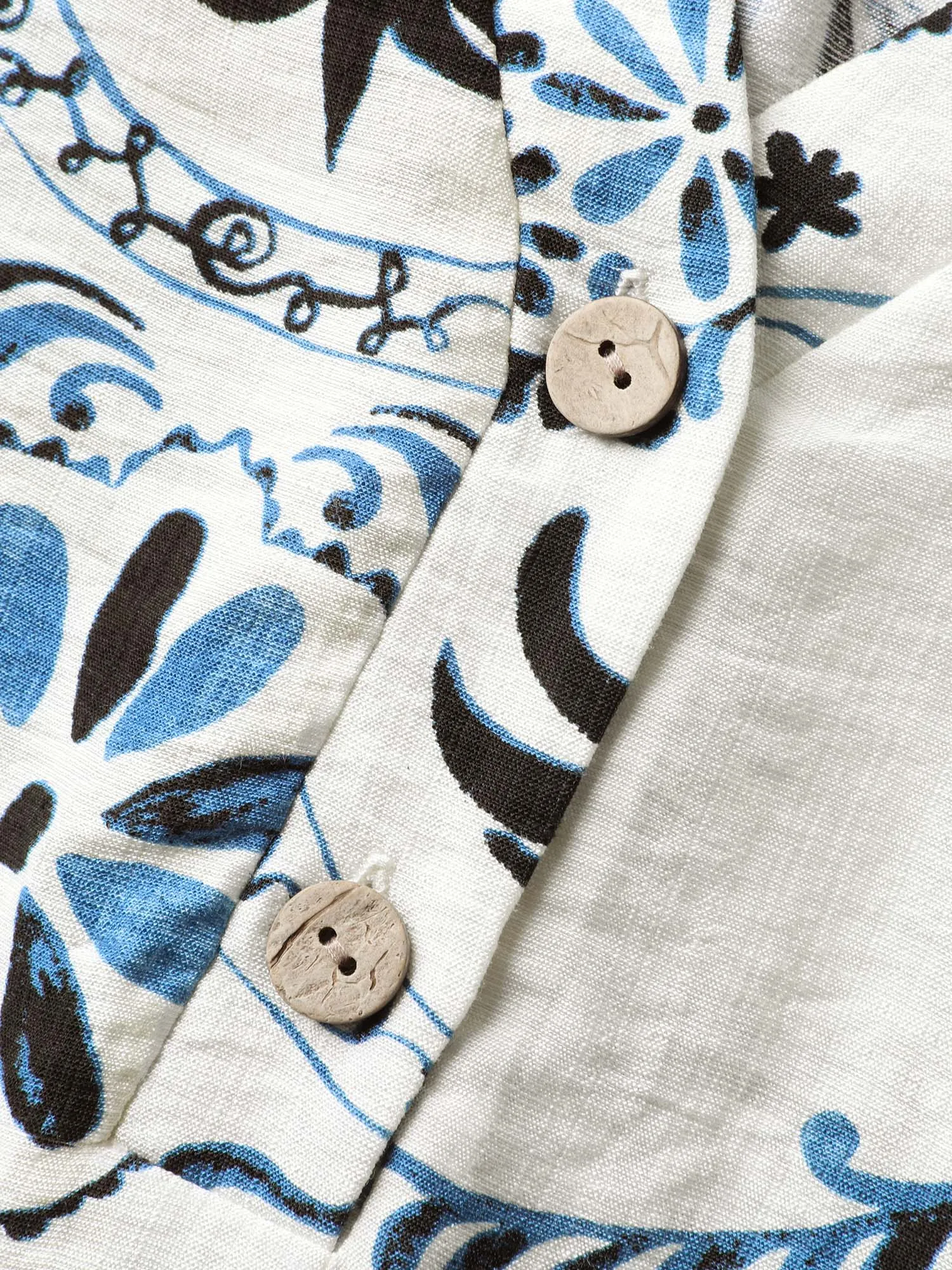 Silhouette Floral Print Tank Top sold by Bloomchic product image thumbnail 5