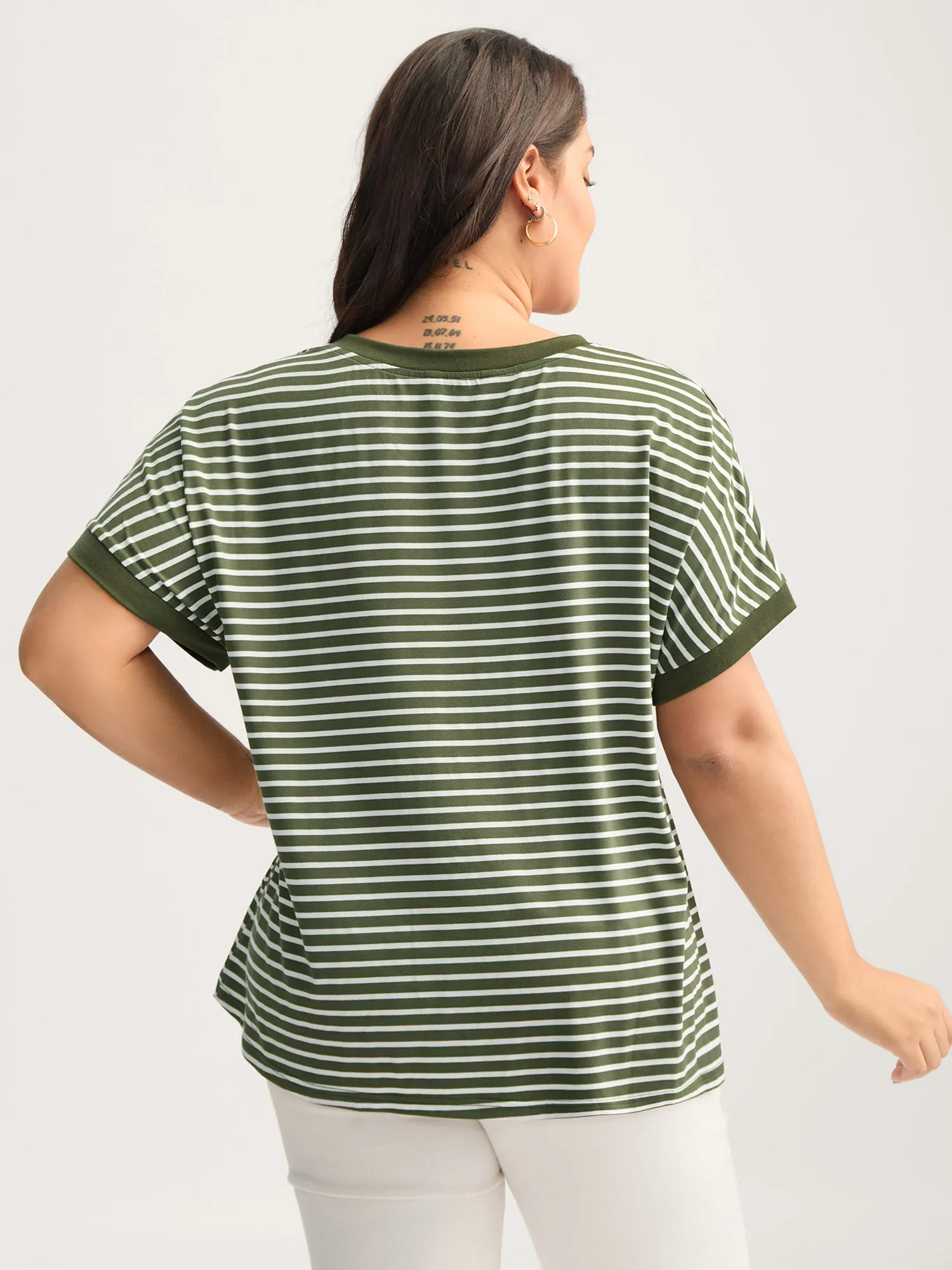 Stripe Color Contrast Pockets T-Shirt sold by Bloomchic product image thumbnail 4