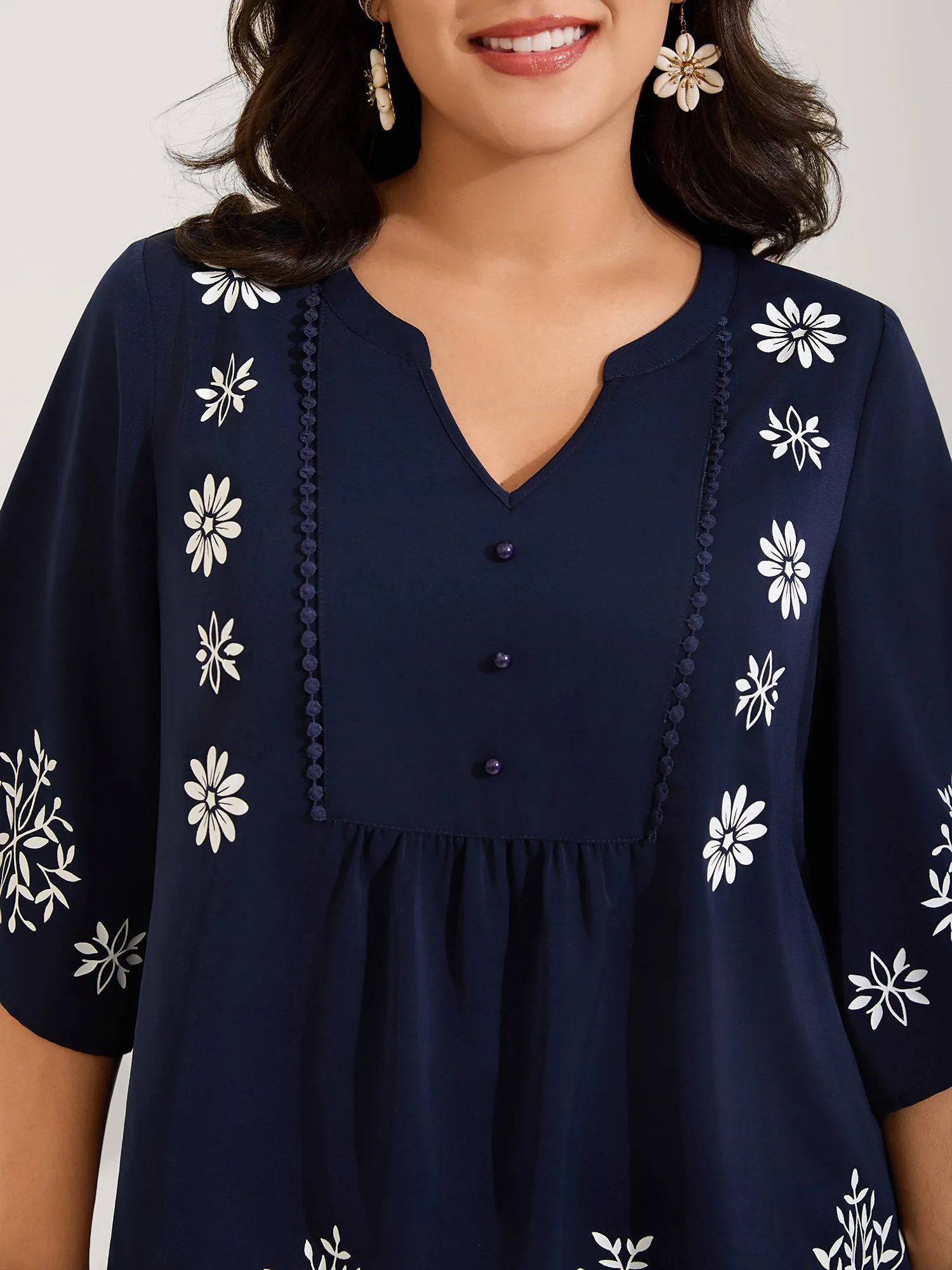 Floral Print Button Detail Solid Blouse sold by Bloomchic product image thumbnail 2