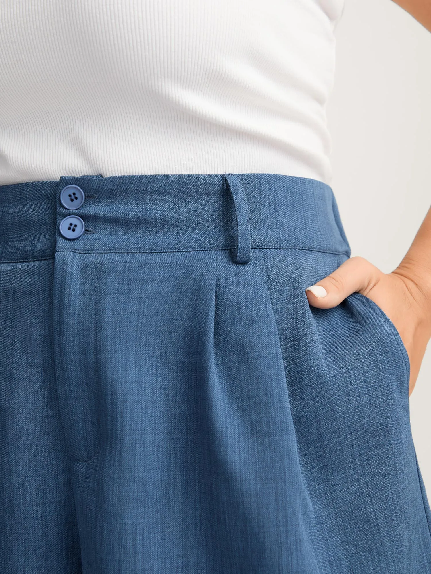 Heather Double Buckle Straight-Leg Shorts sold by Bloomchic product image thumbnail 2