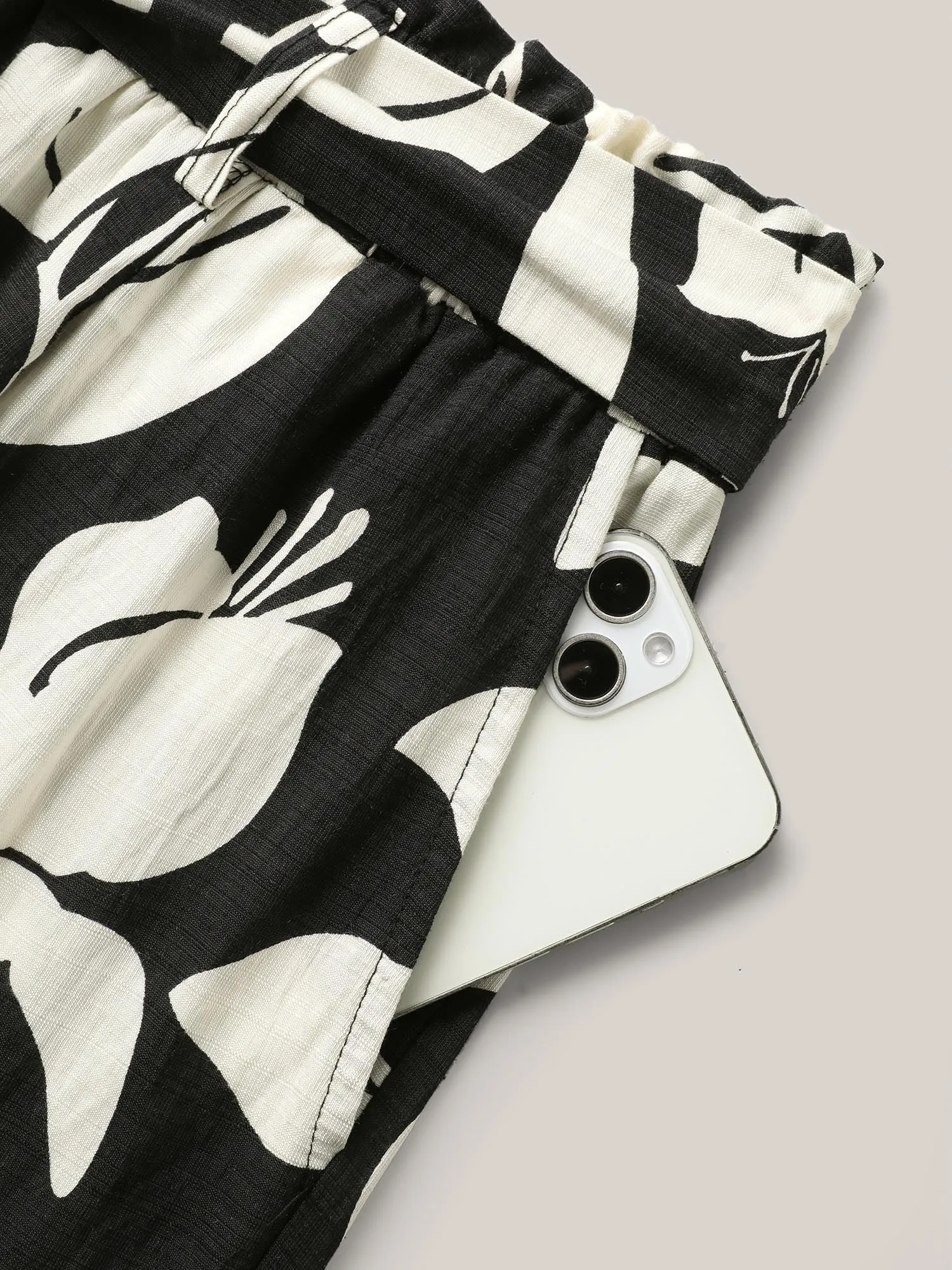 Leafy Ruffled Hem Belted Wide-Leg Pants sold by Bloomchic product image thumbnail 5