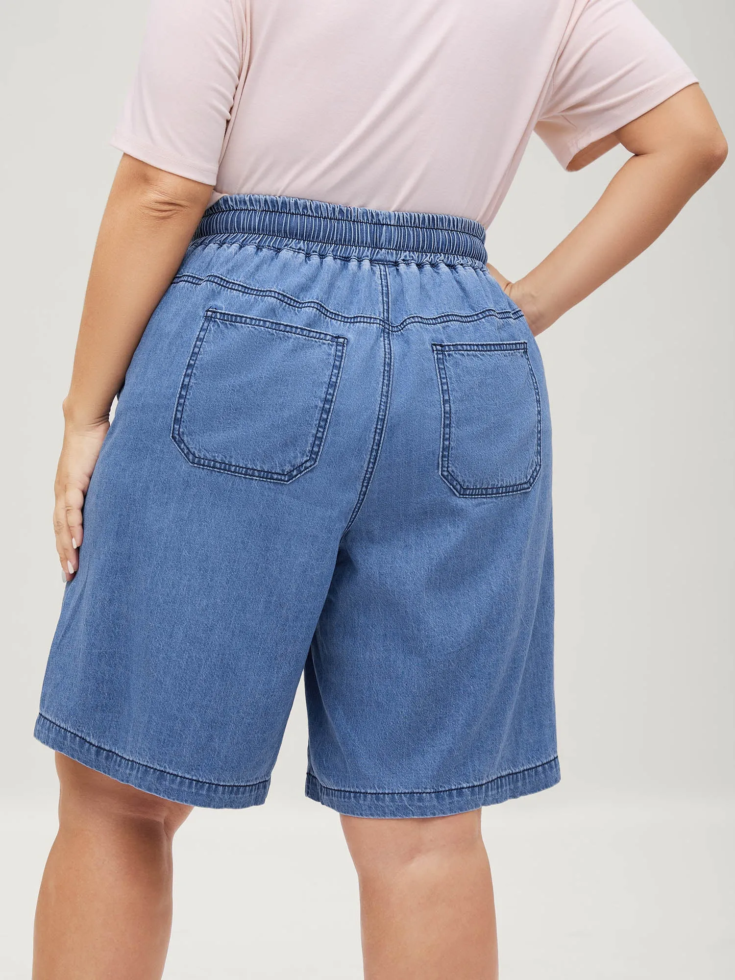 Cotton Stretchy Waist Drawstrings Denim Shorts sold by Bloomchic product image thumbnail 4