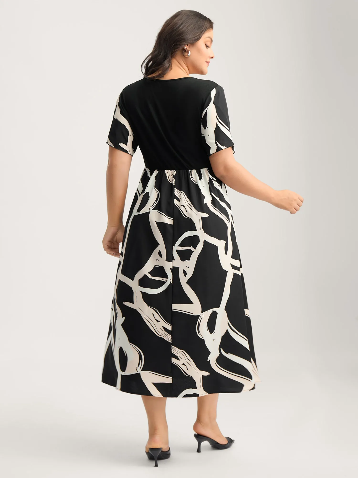 Geometric Print Color Contrast Stretchy Midi Dress sold by Bloomchic product image thumbnail 4