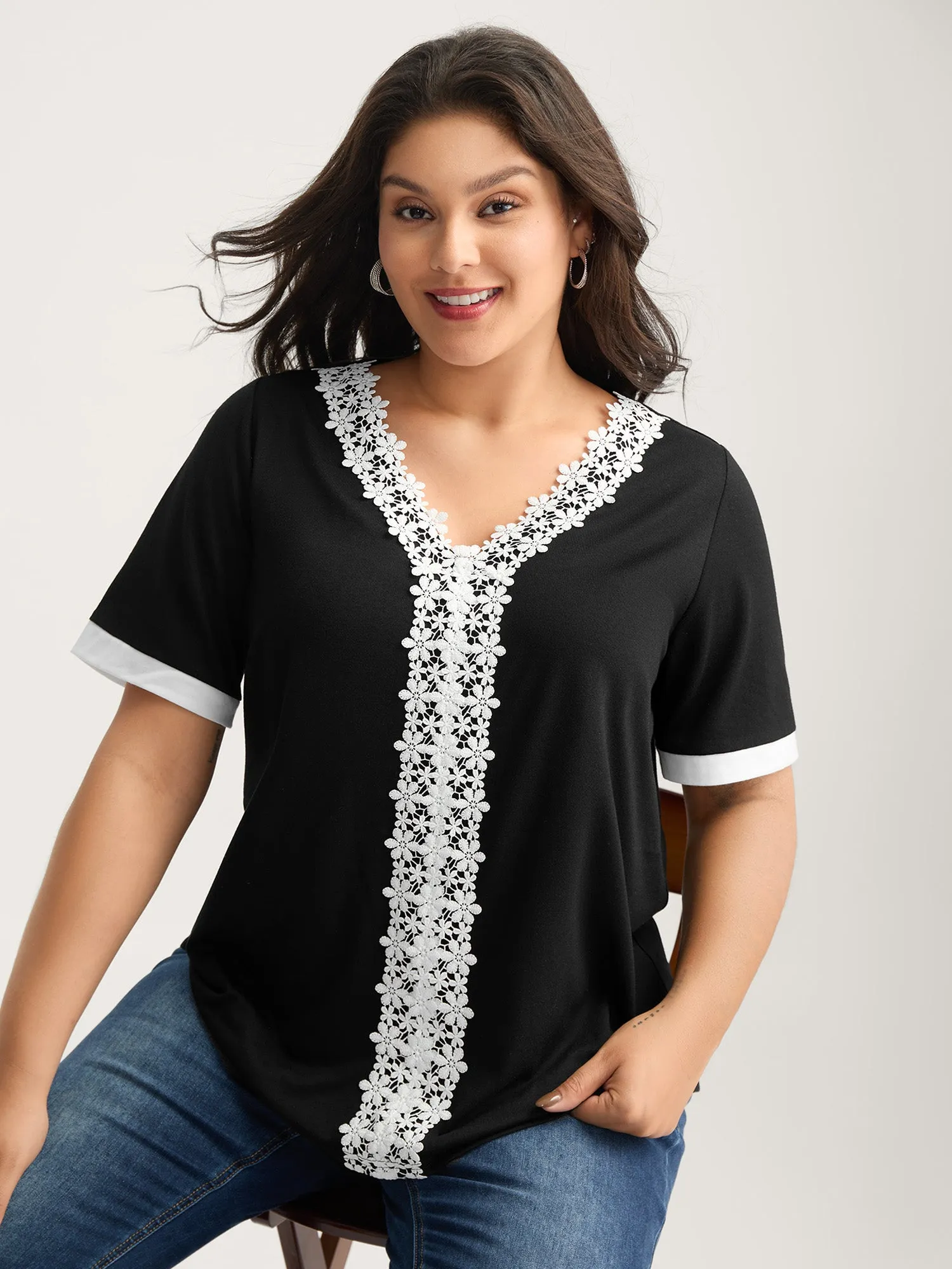 Stretchy Floral Lace Color Contrast T-Shirt sold by Bloomchic