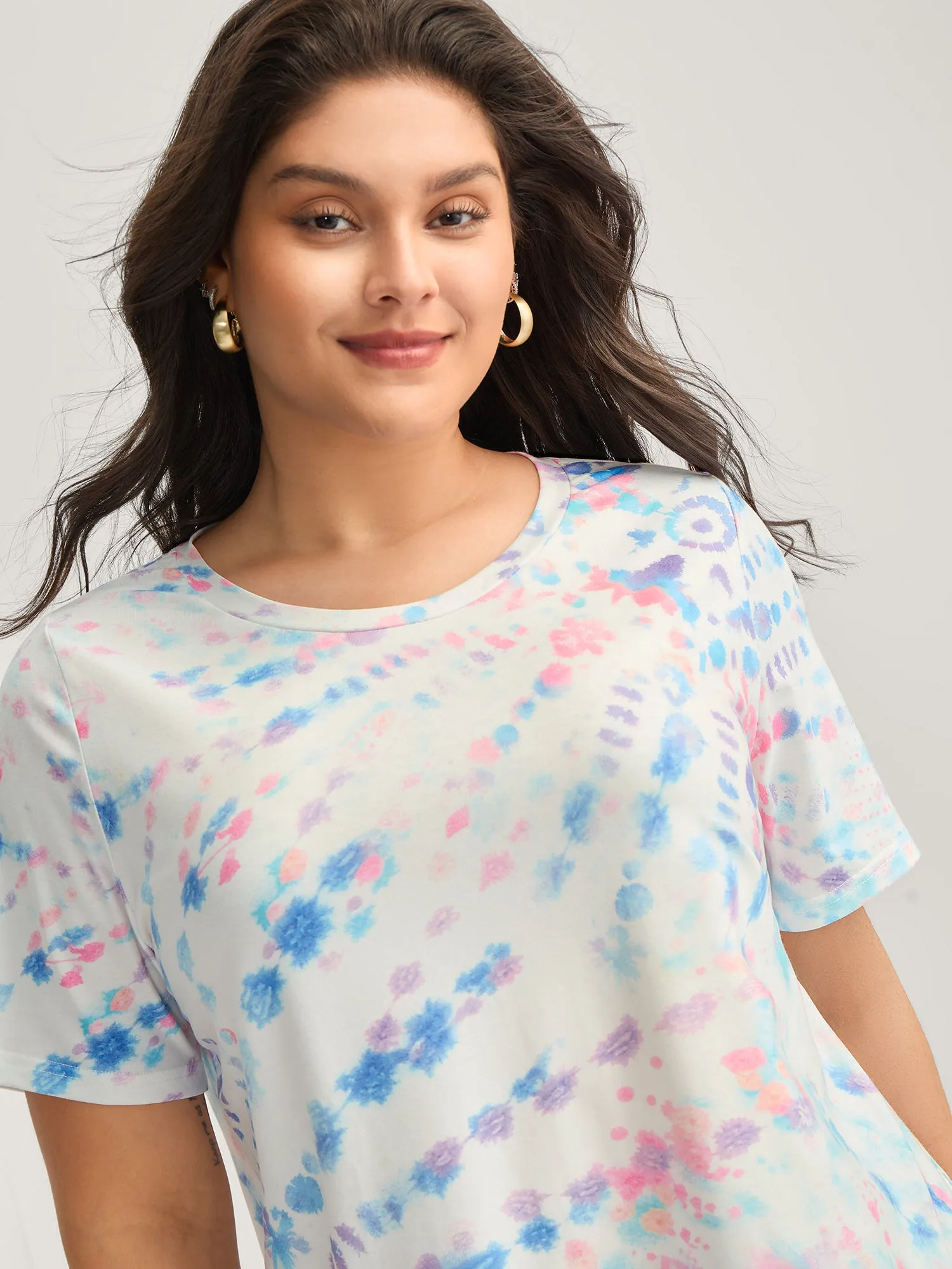 Tie-Dye Ombre Round Neck T-Shirt sold by Bloomchic product image thumbnail 2