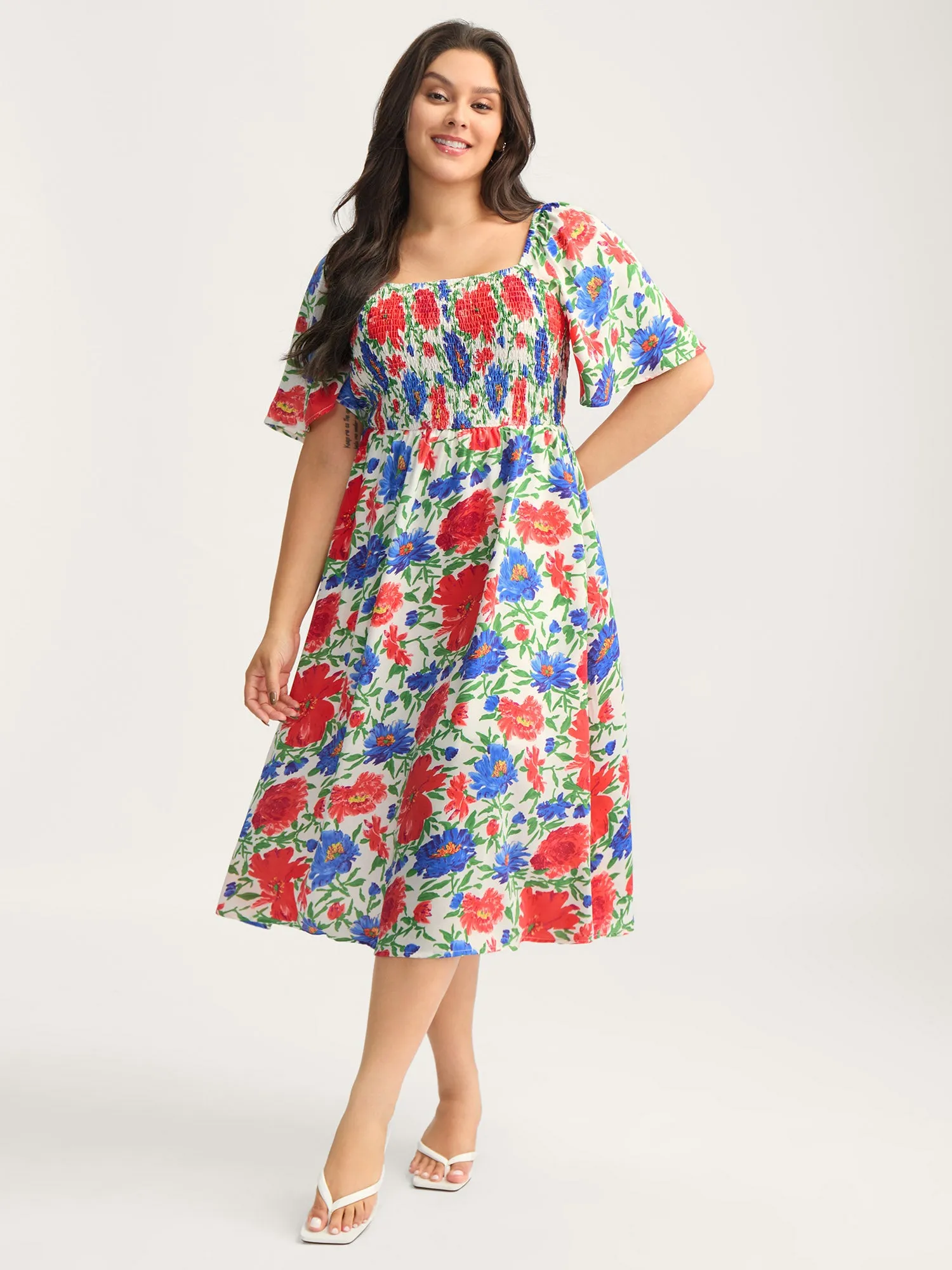 Sunkissed Floral Shirred Pockets Midi Dress sold by Bloomchic product image thumbnail 3